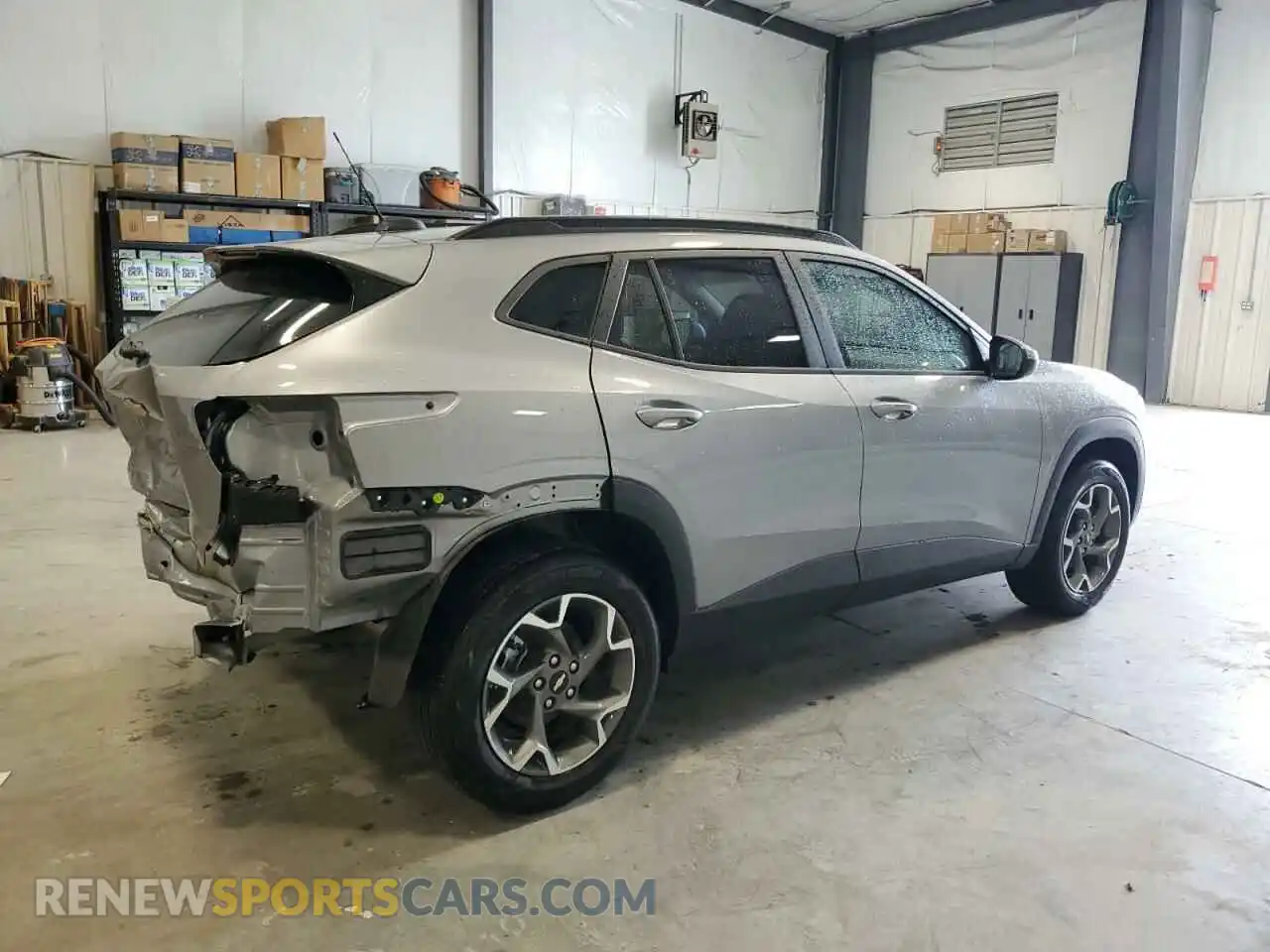 3 Photograph of a damaged car KL77LHEP2SC161703 CHEVROLET TRAX 2025