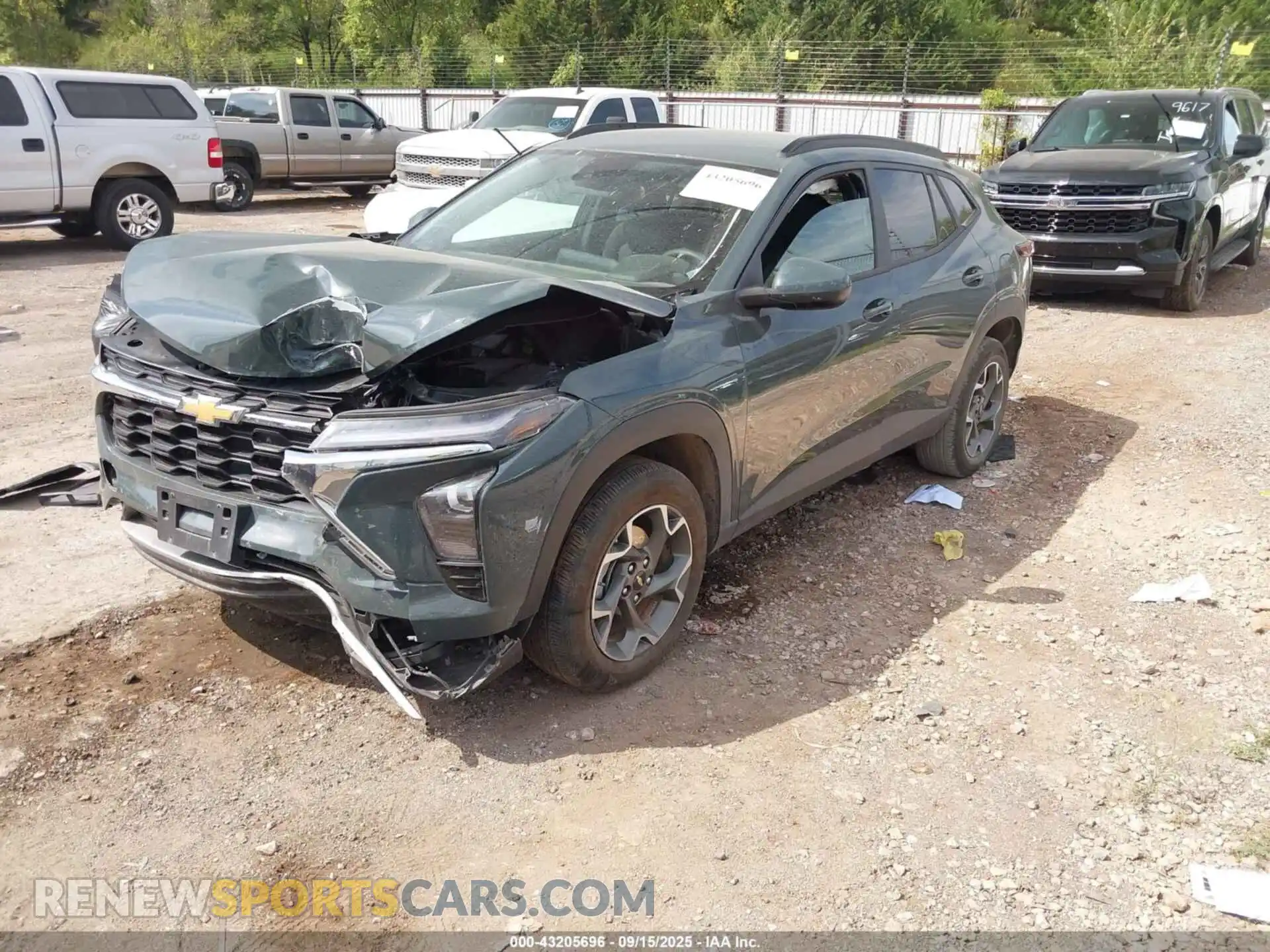 2 Photograph of a damaged car KL77LHEP2SC174676 CHEVROLET TRAX 2025