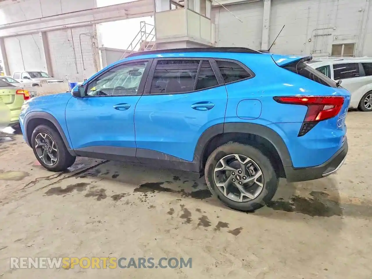2 Photograph of a damaged car KL77LHEP2SC182664 CHEVROLET TRAX 2025