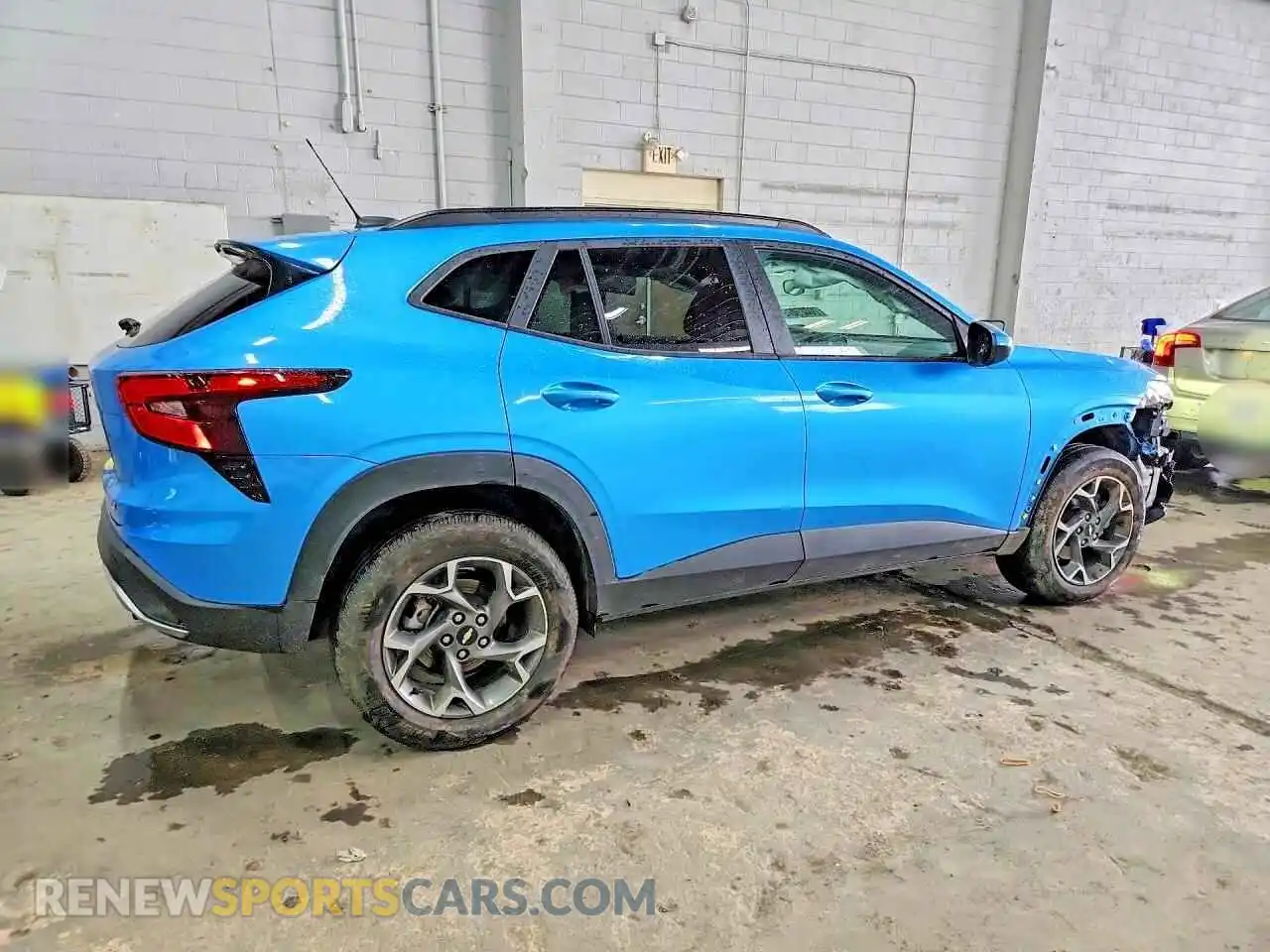 3 Photograph of a damaged car KL77LHEP2SC182664 CHEVROLET TRAX 2025
