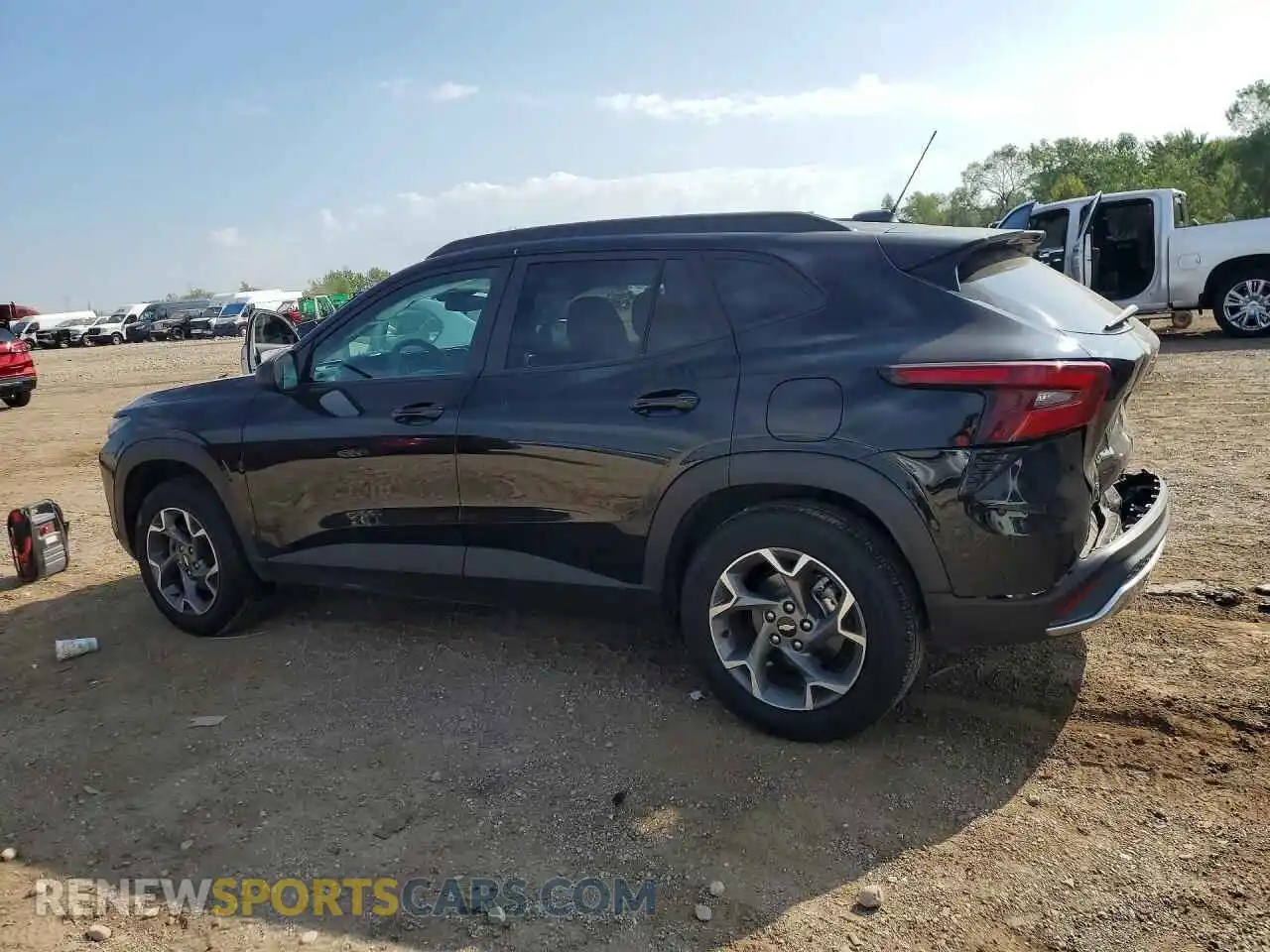 2 fotografías del automóvil dañado KL77LHEP2SC200550 CHEVROLET TRAX 2025