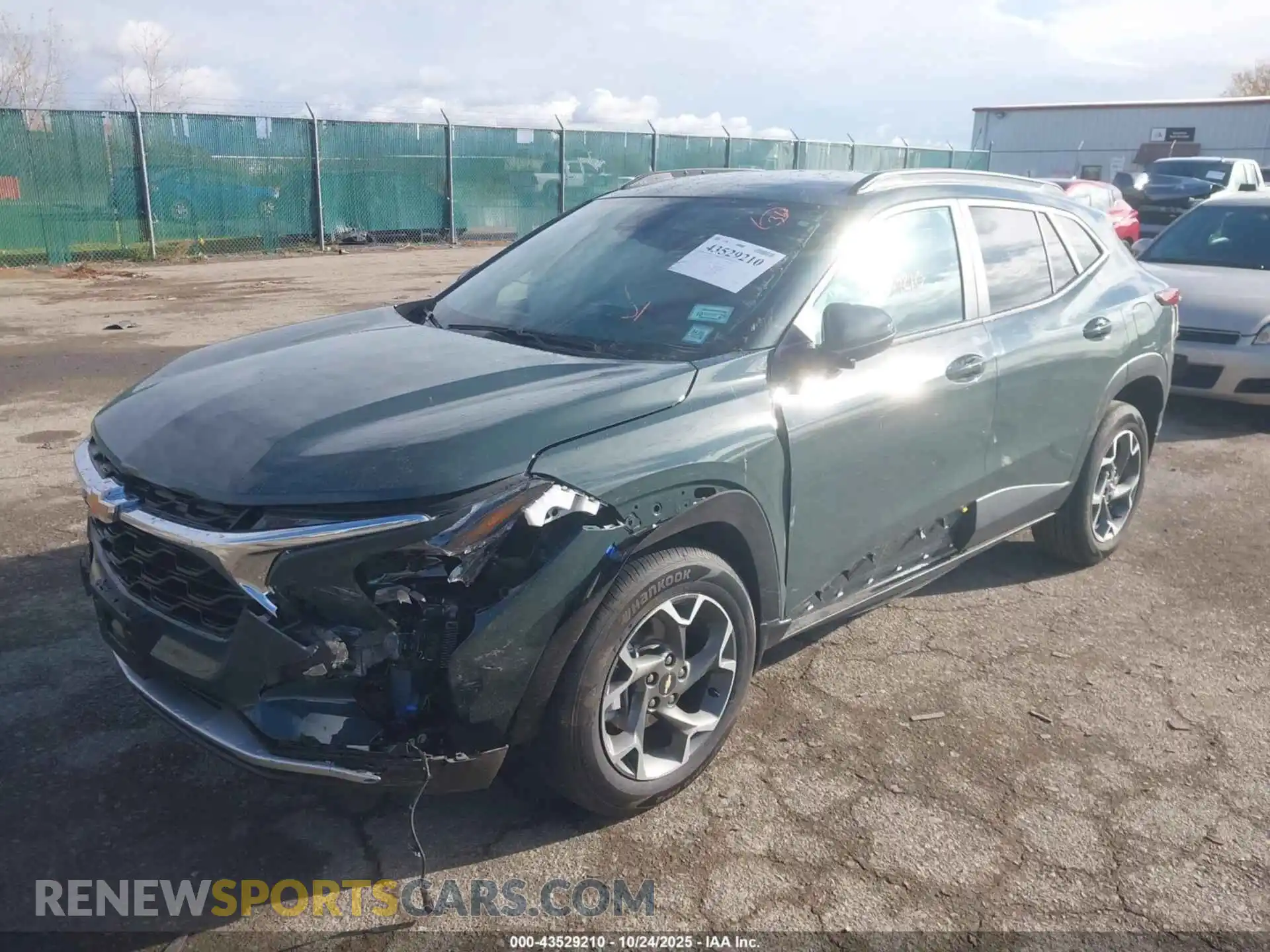 2 Photograph of a damaged car KL77LHEP2SC213069 CHEVROLET TRAX 2025