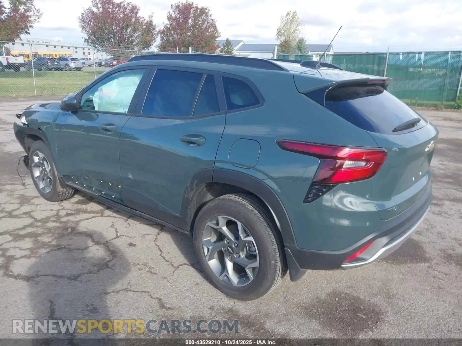 3 Photograph of a damaged car KL77LHEP2SC213069 CHEVROLET TRAX 2025