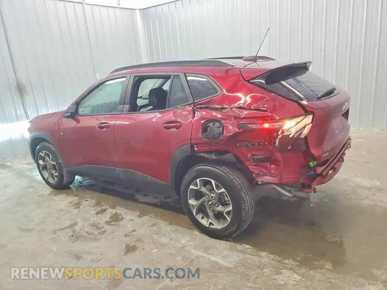 2 Photograph of a damaged car KL77LHEP2SC232396 CHEVROLET TRAX 2025