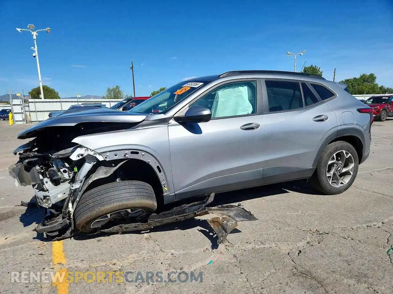 1 Фотография поврежденного автомобиля KL77LHEP2SC290007 CHEVROLET TRAX 2025