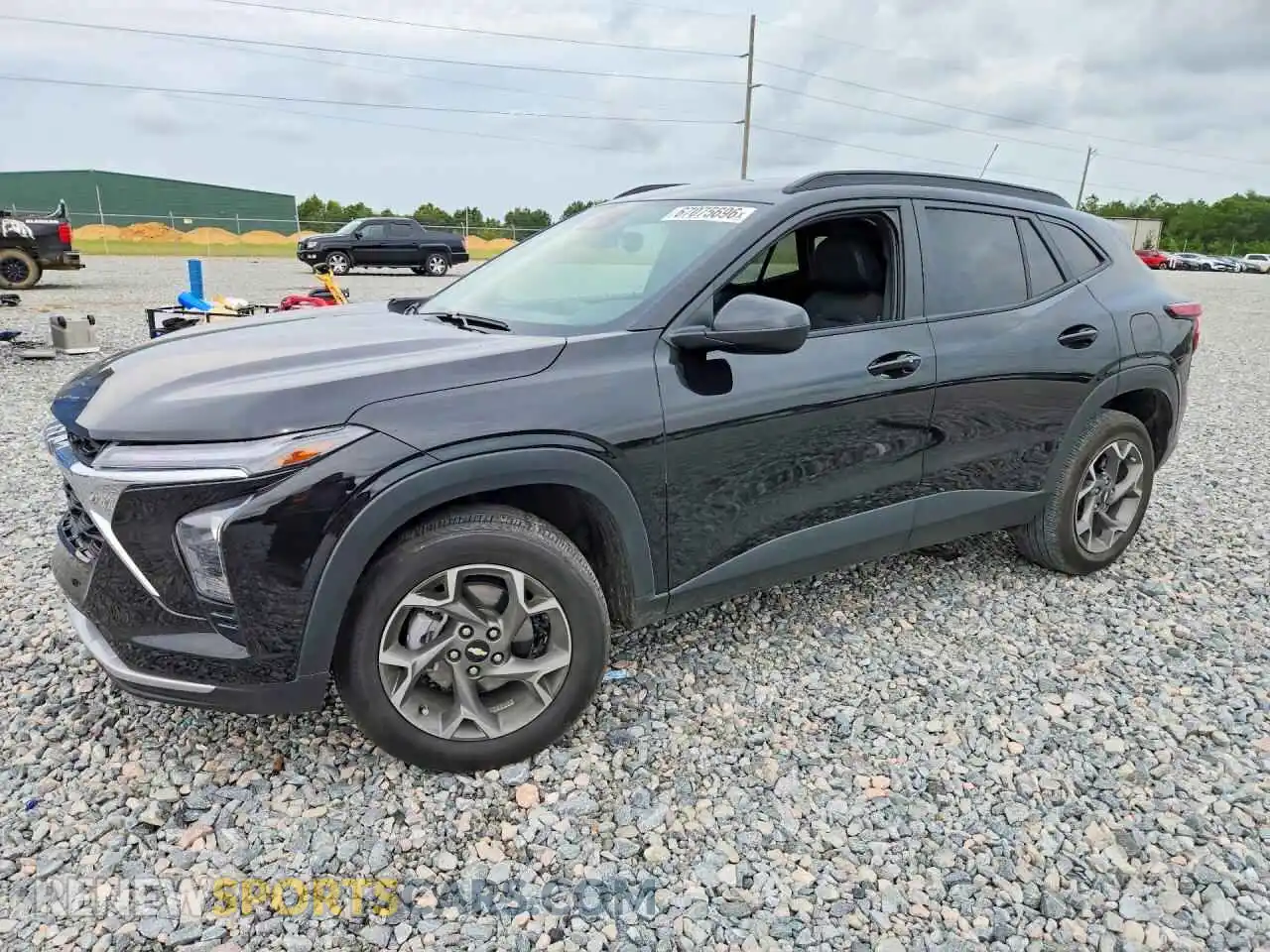 1 Фотография поврежденного автомобиля KL77LHEP2SC307551 CHEVROLET TRAX 2025