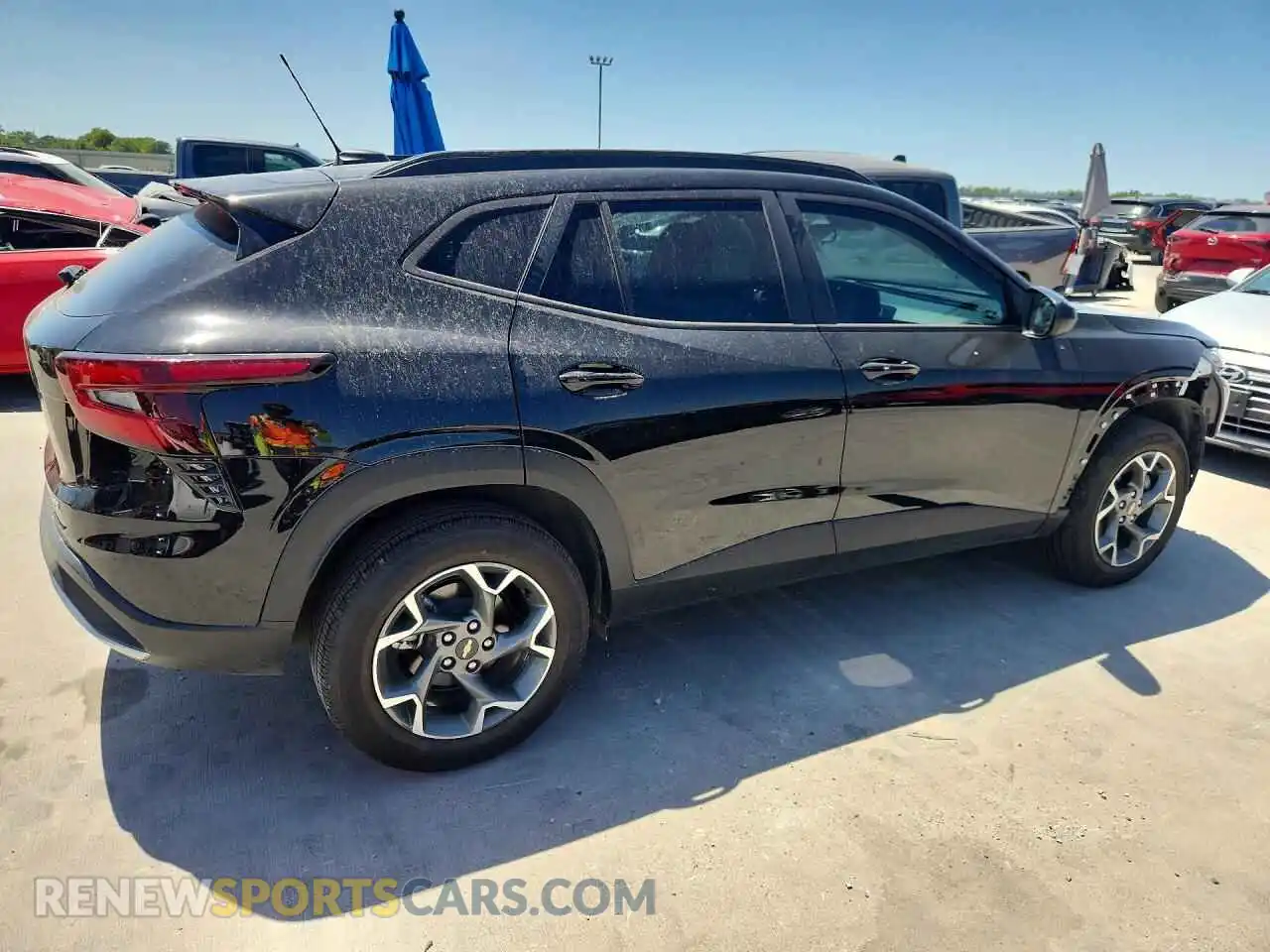 3 Photograph of a damaged car KL77LHEP2SC321448 CHEVROLET TRAX 2025