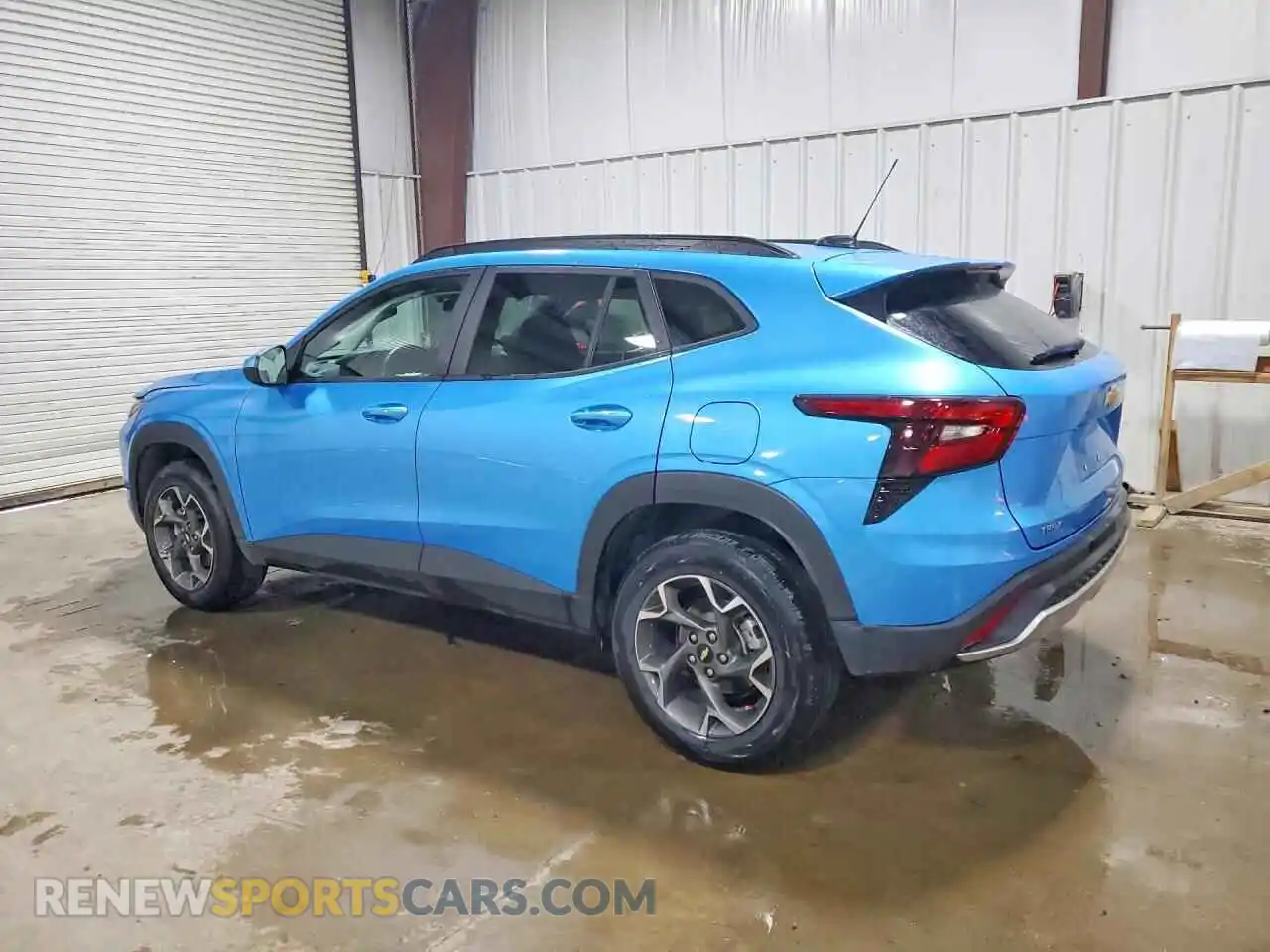 2 fotografías del automóvil dañado KL77LHEP3SC116236 CHEVROLET TRAX 2025