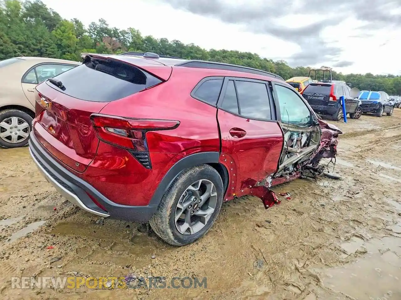 3 Photograph of a damaged car KL77LHEP3SC188473 CHEVROLET TRAX 2025