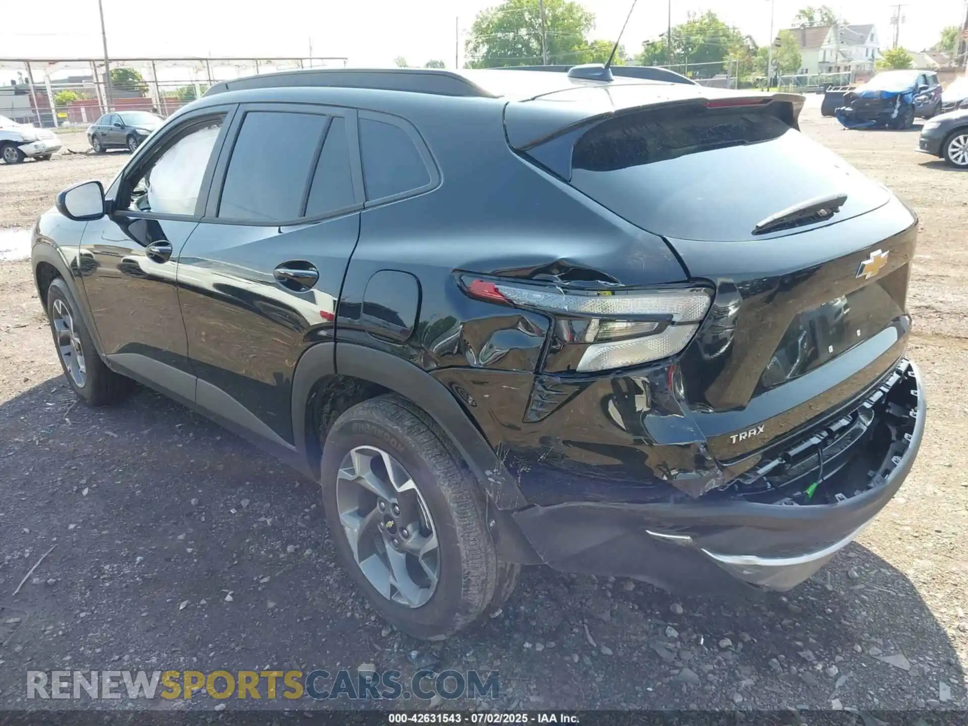 3 Photograph of a damaged car KL77LHEP3SC220595 CHEVROLET TRAX 2025