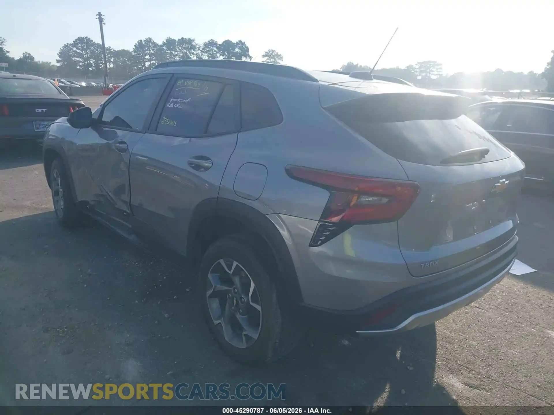 3 Photograph of a damaged car KL77LHEP3SC221441 CHEVROLET TRAX 2025