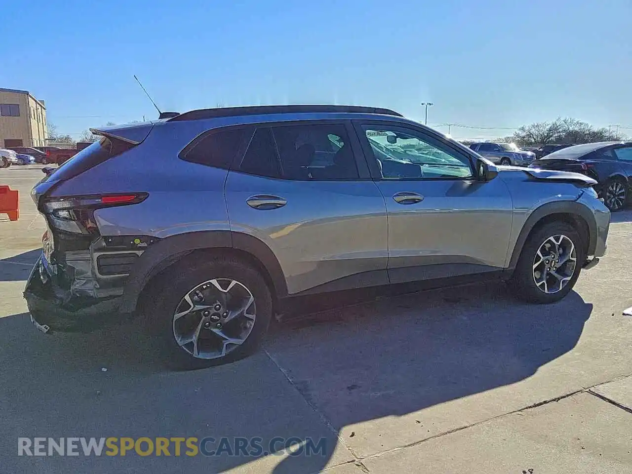 3 Photograph of a damaged car KL77LHEP3SC254407 CHEVROLET TRAX 2025