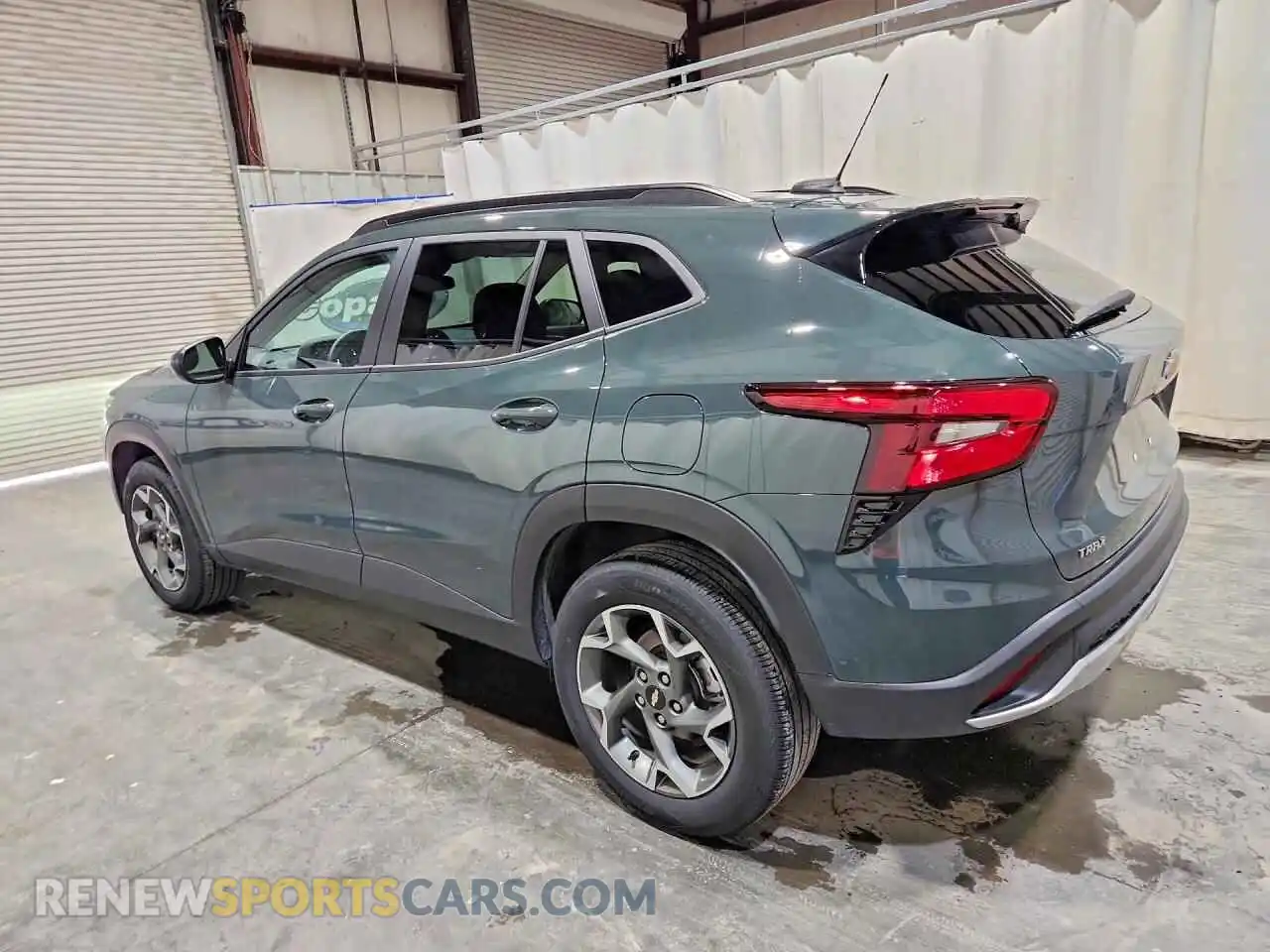 2 Photograph of a damaged car KL77LHEP3SC271837 CHEVROLET TRAX 2025