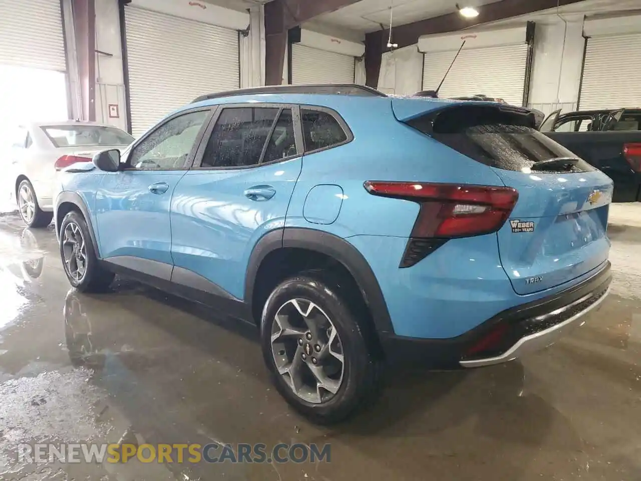2 Photograph of a damaged car KL77LHEP4SC081593 CHEVROLET TRAX 2025