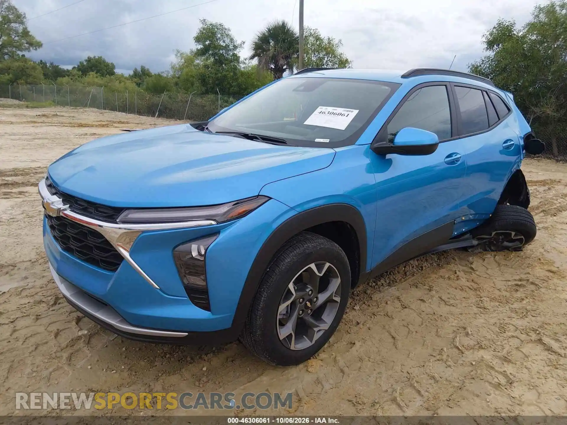 2 Фотография поврежденного автомобиля KL77LHEP4SC119162 CHEVROLET TRAX 2025