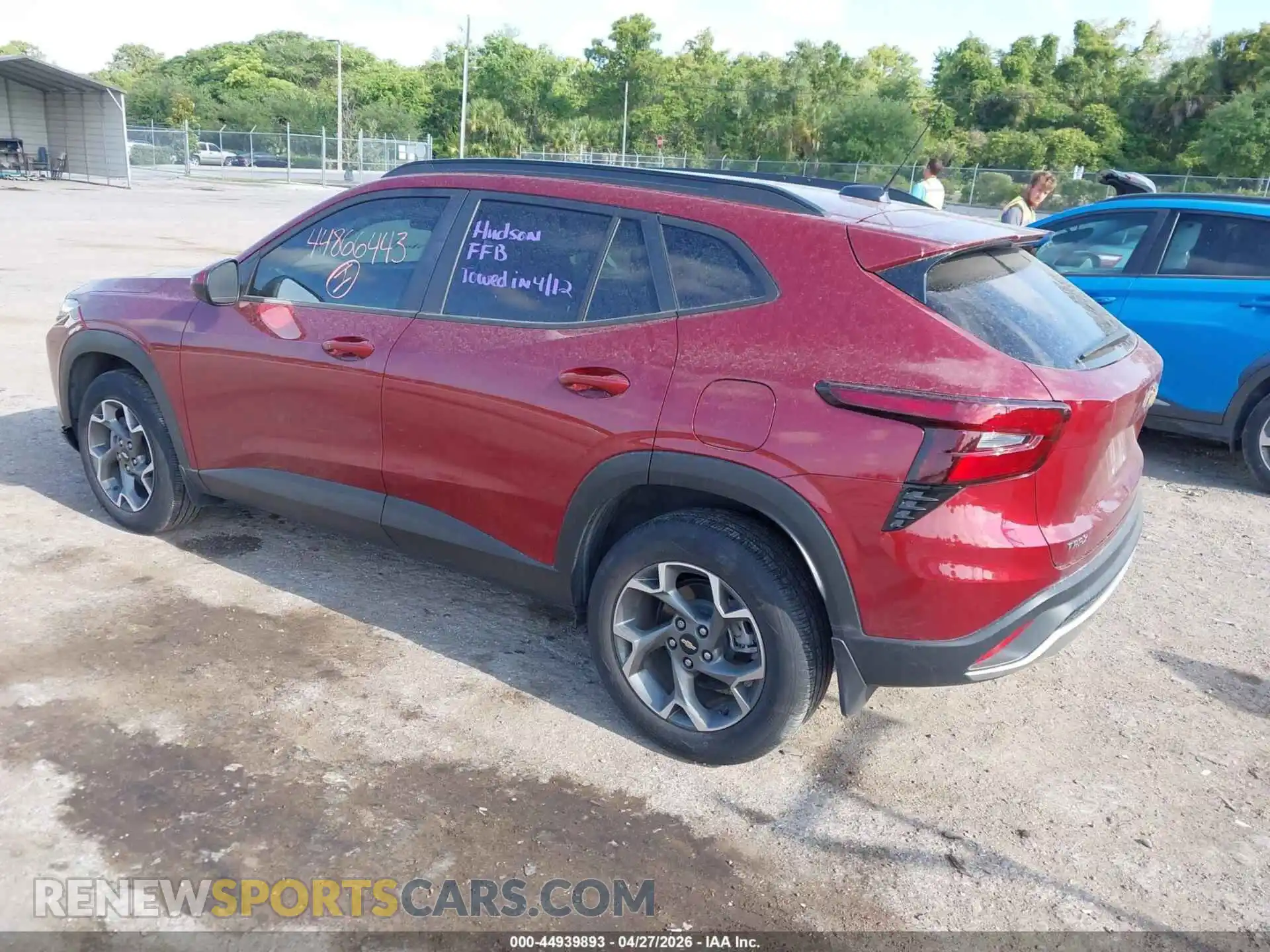 3 Photograph of a damaged car KL77LHEP4SC145650 CHEVROLET TRAX 2025