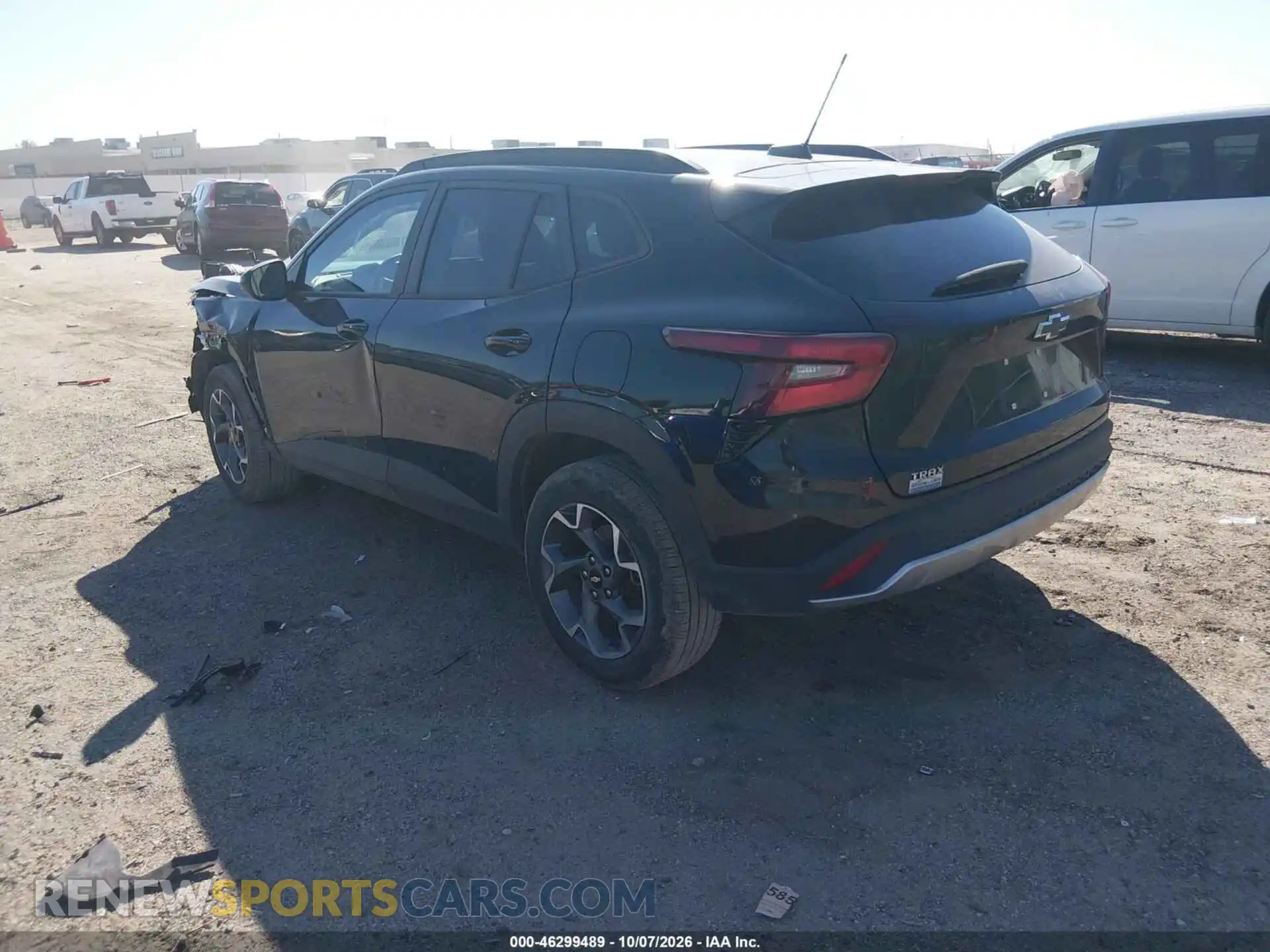 3 Фотография поврежденного автомобиля KL77LHEP4SC151609 CHEVROLET TRAX 2025