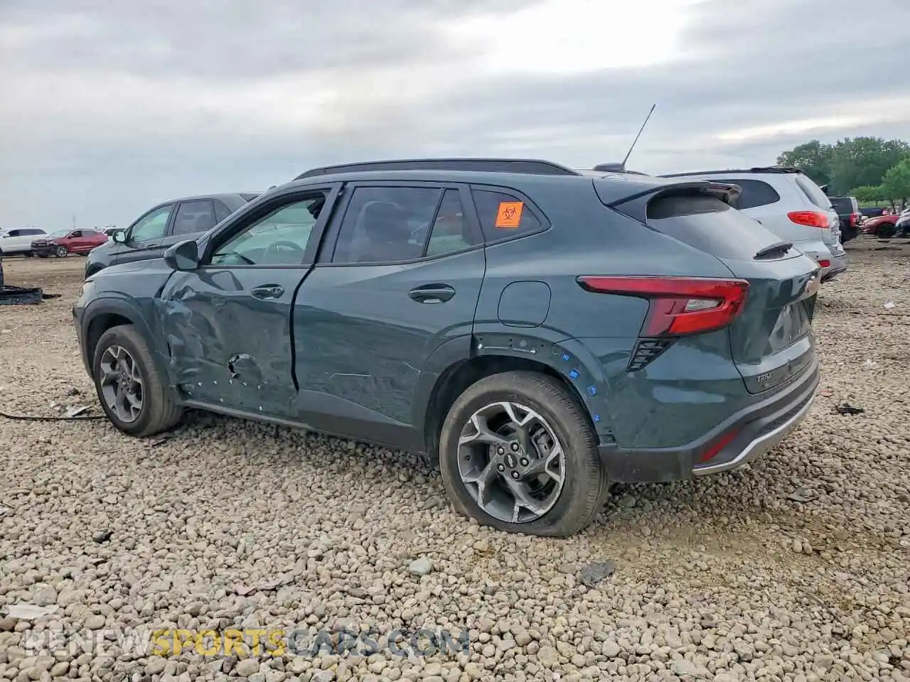 2 fotografías del automóvil dañado KL77LHEP4SC179443 CHEVROLET TRAX 2025