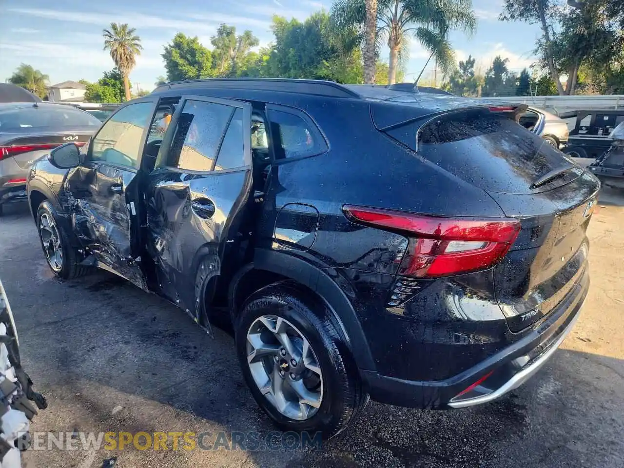 2 Photograph of a damaged car KL77LHEP4SC197831 CHEVROLET TRAX 2025