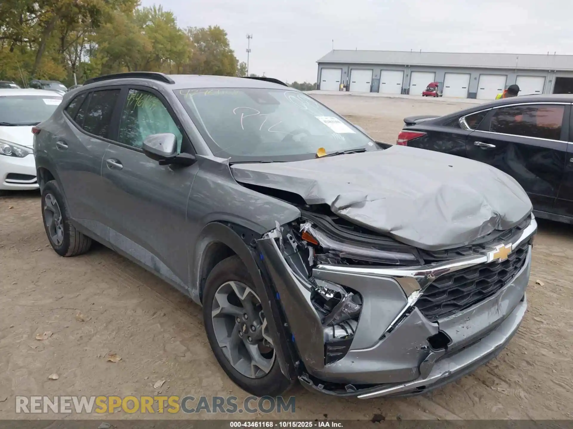 1 Фотография поврежденного автомобиля KL77LHEP4SC246722 CHEVROLET TRAX 2025