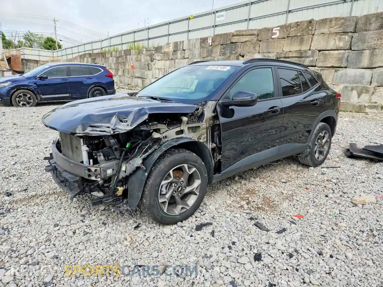 1 fotografías del automóvil dañado KL77LHEP4SC273953 CHEVROLET TRAX 2025