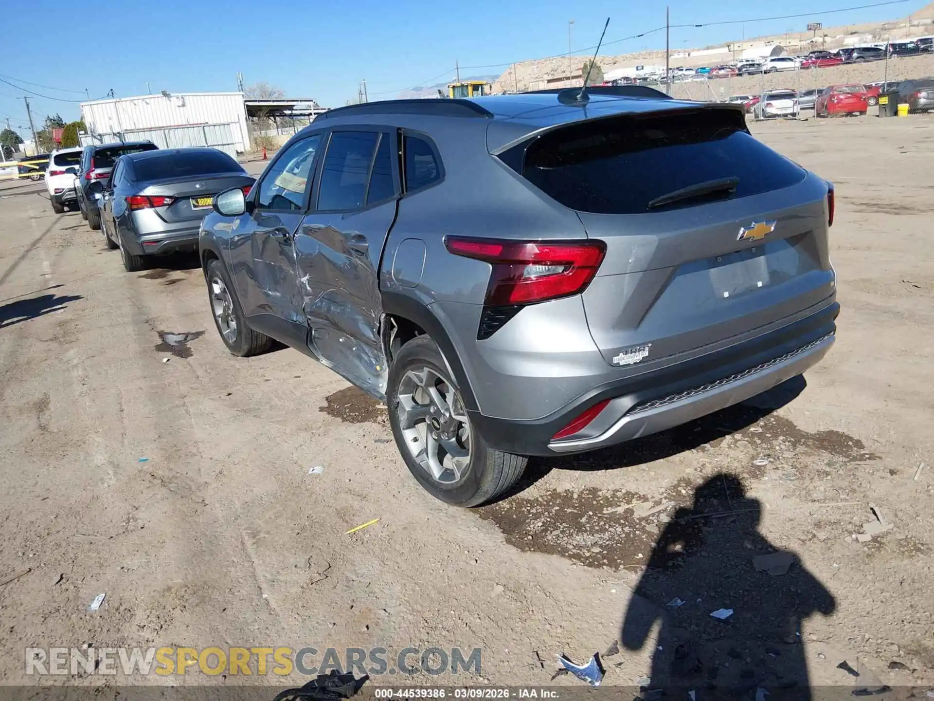 3 Photograph of a damaged car KL77LHEP4SC337604 CHEVROLET TRAX 2025