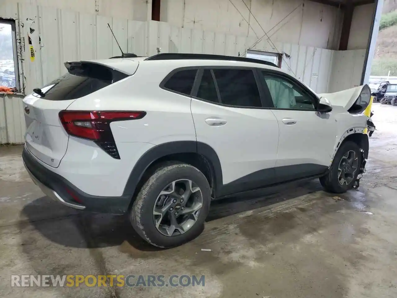 3 fotografías del automóvil dañado KL77LHEP5SC131157 CHEVROLET TRAX 2025