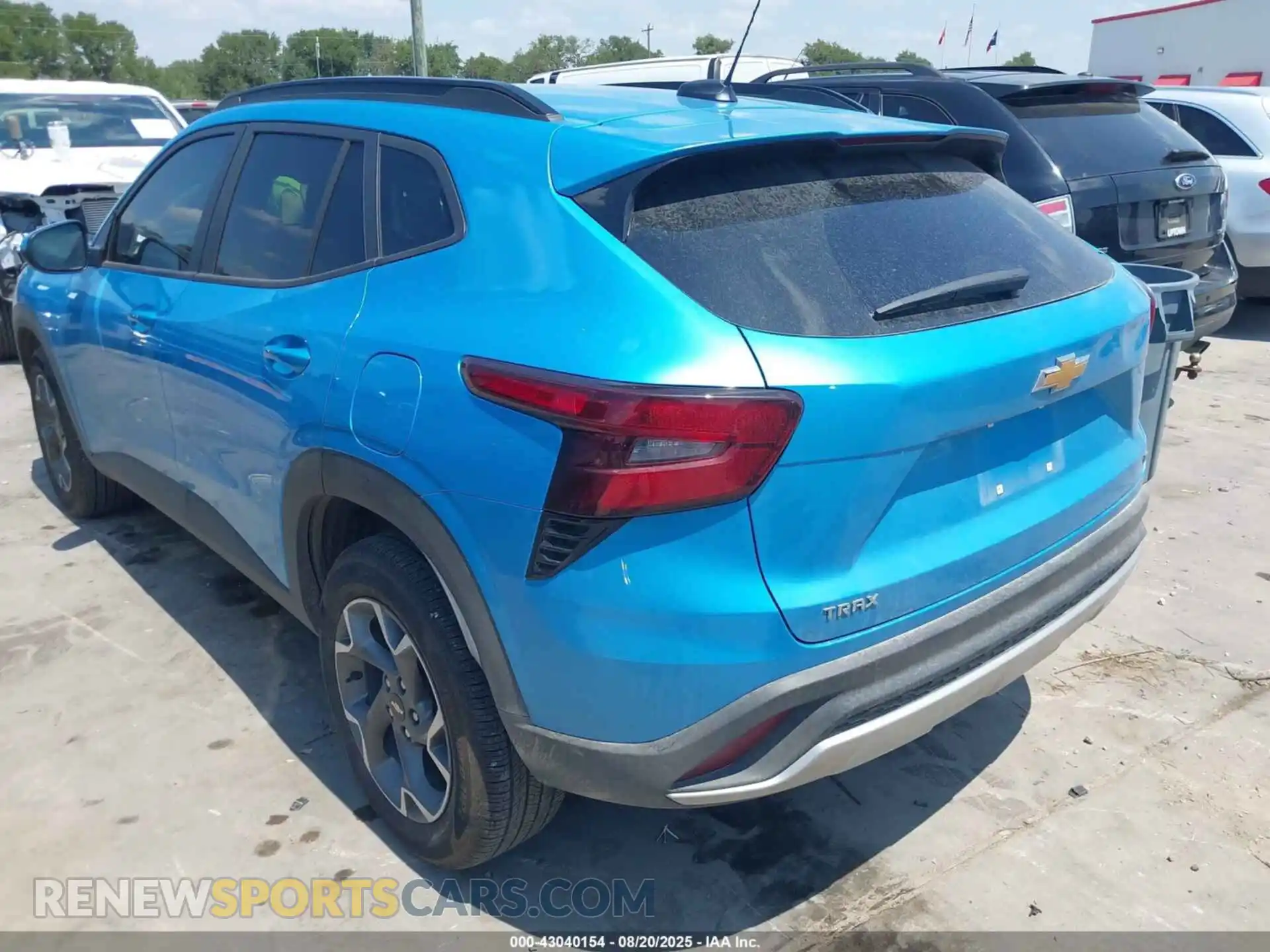 3 Photograph of a damaged car KL77LHEP5SC143888 CHEVROLET TRAX 2025