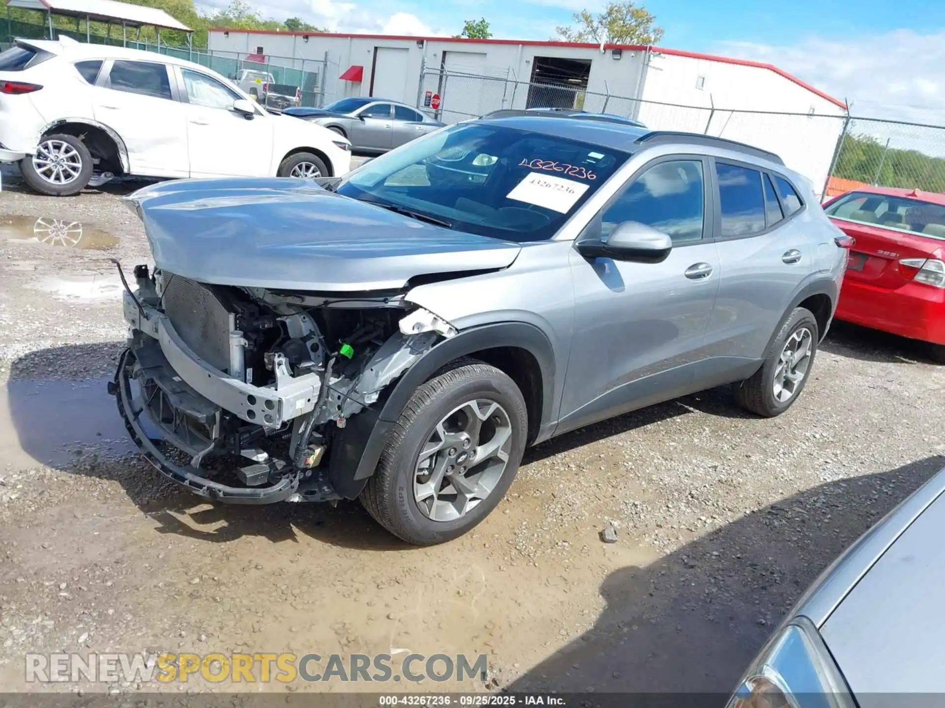 2 Photograph of a damaged car KL77LHEP5SC151716 CHEVROLET TRAX 2025