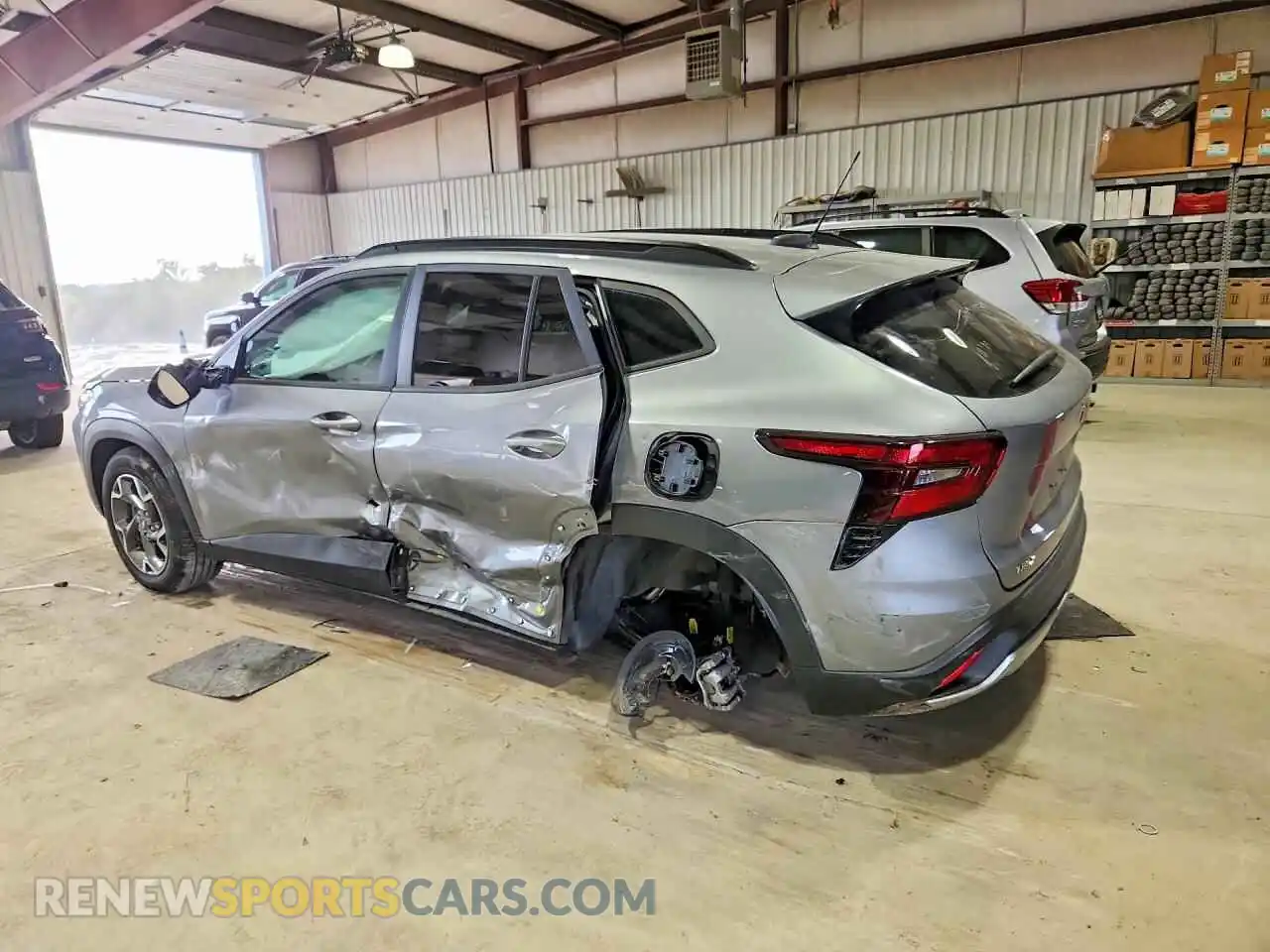 2 Photograph of a damaged car KL77LHEP5SC198809 CHEVROLET TRAX 2025