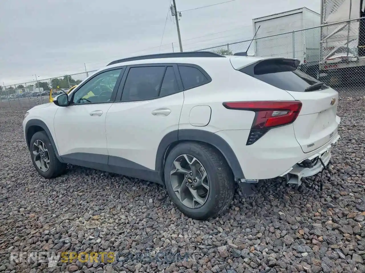 2 fotografías del automóvil dañado KL77LHEP5SC215611 CHEVROLET TRAX 2025