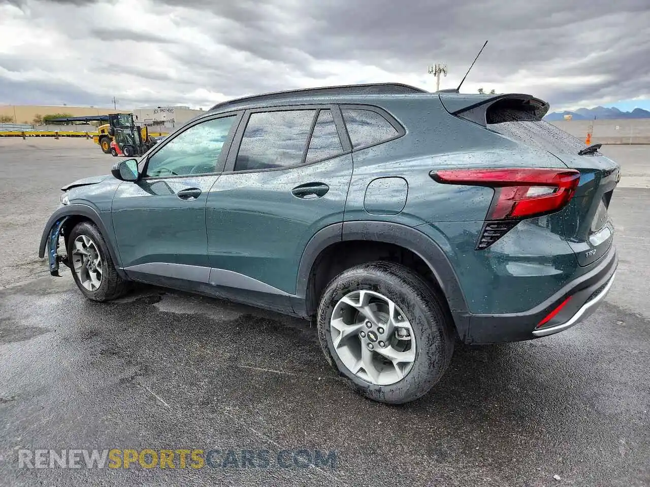 2 Photograph of a damaged car KL77LHEP5SC229329 CHEVROLET TRAX 2025