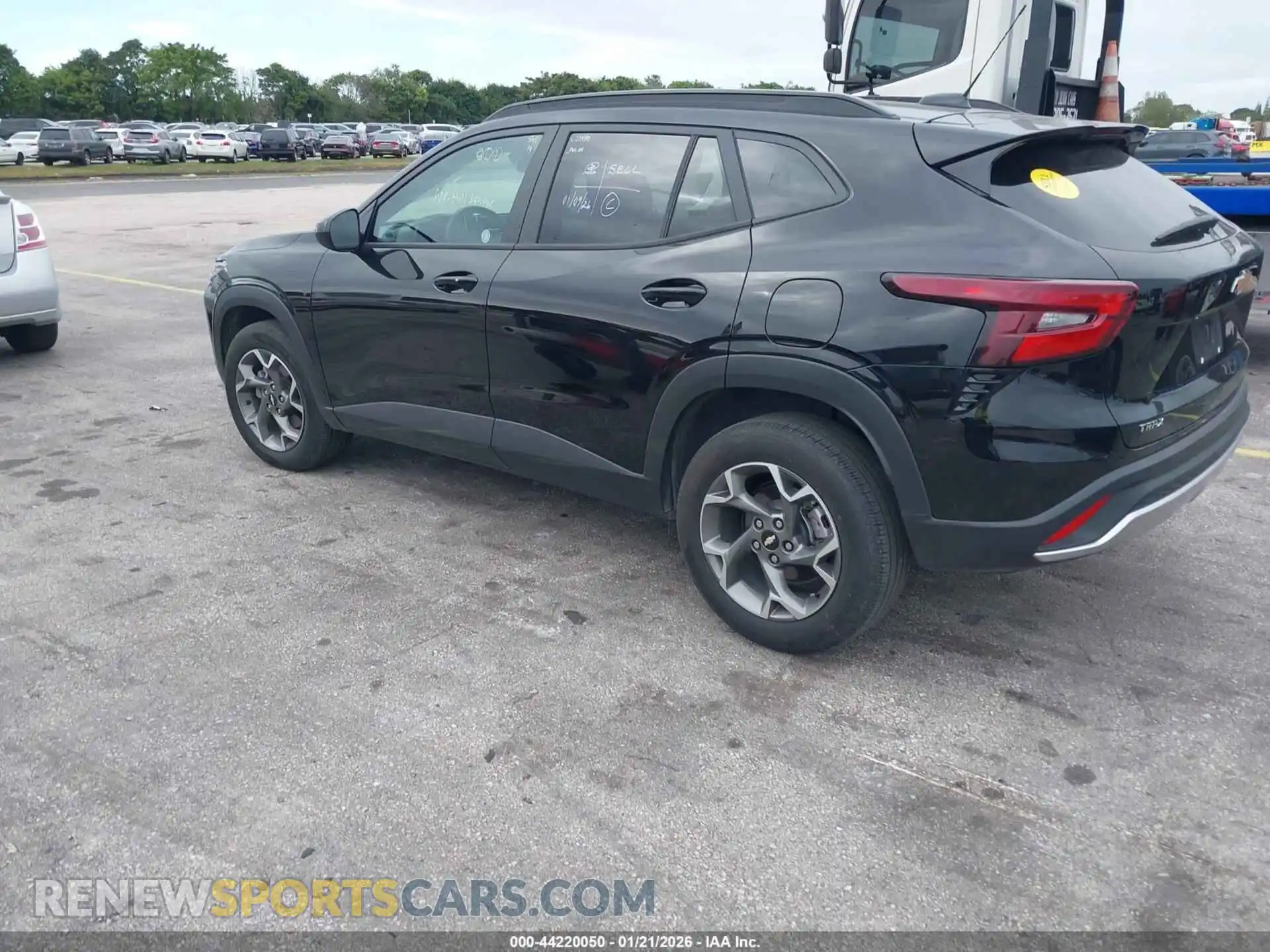 3 Photograph of a damaged car KL77LHEP5SC230609 CHEVROLET TRAX 2025