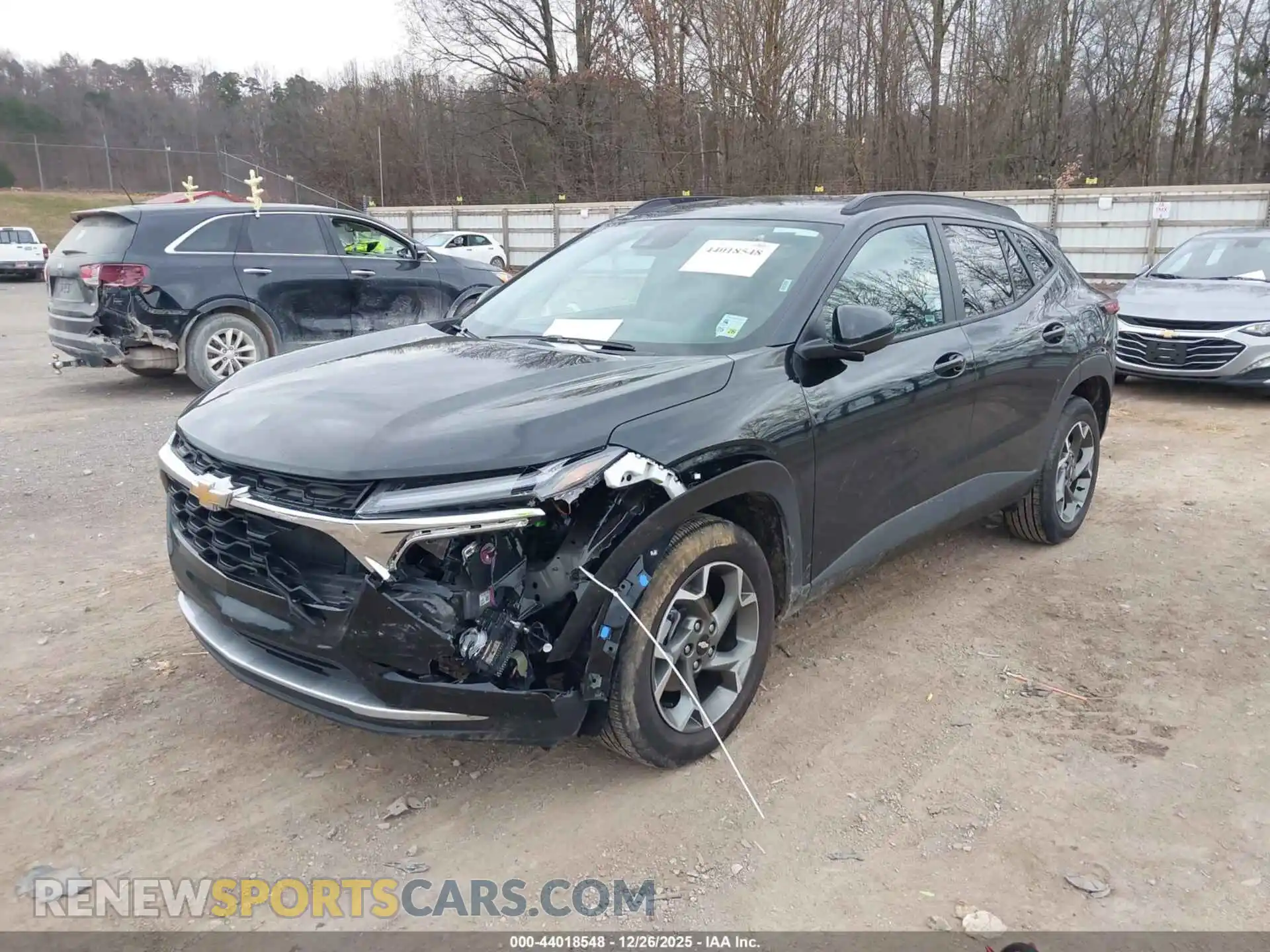 2 Photograph of a damaged car KL77LHEP5SC238497 CHEVROLET TRAX 2025