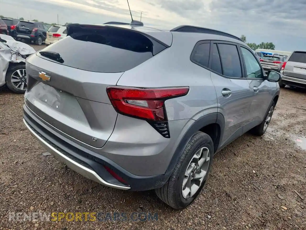 3 fotografías del automóvil dañado KL77LHEP5SC276313 CHEVROLET TRAX 2025