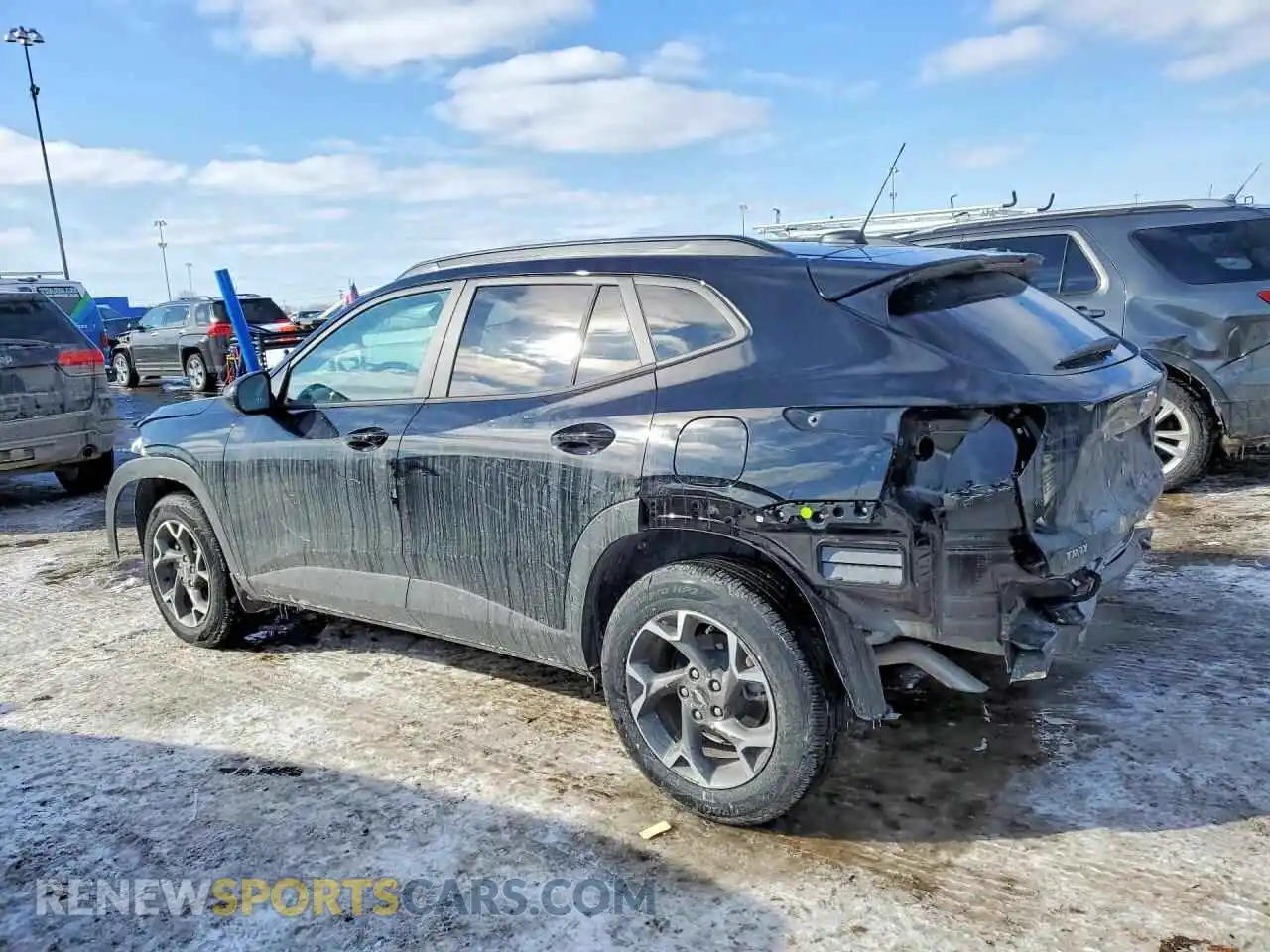 2 Photograph of a damaged car KL77LHEP5SC295704 CHEVROLET TRAX 2025