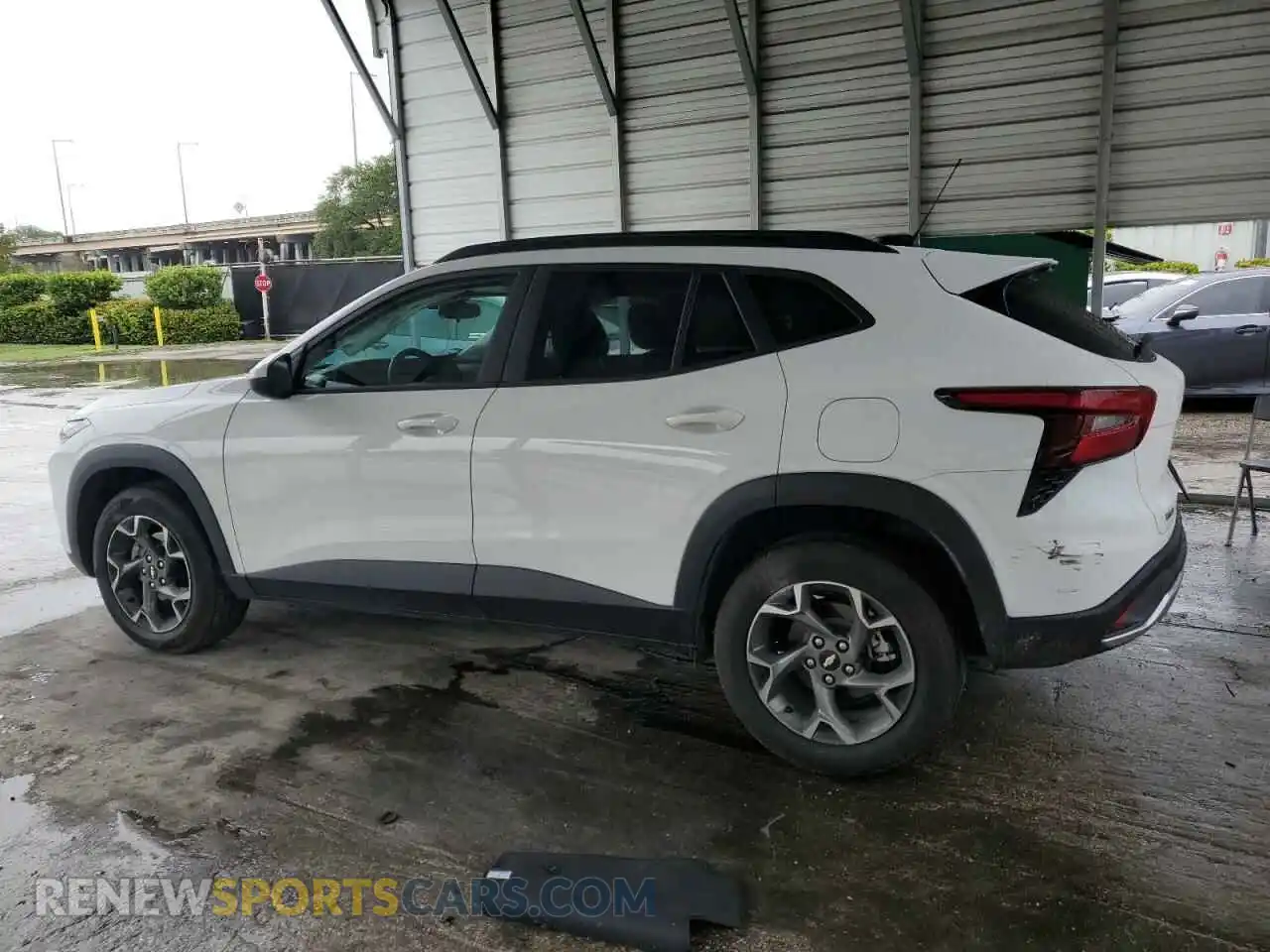 2 Photograph of a damaged car KL77LHEP6SC055187 CHEVROLET TRAX 2025