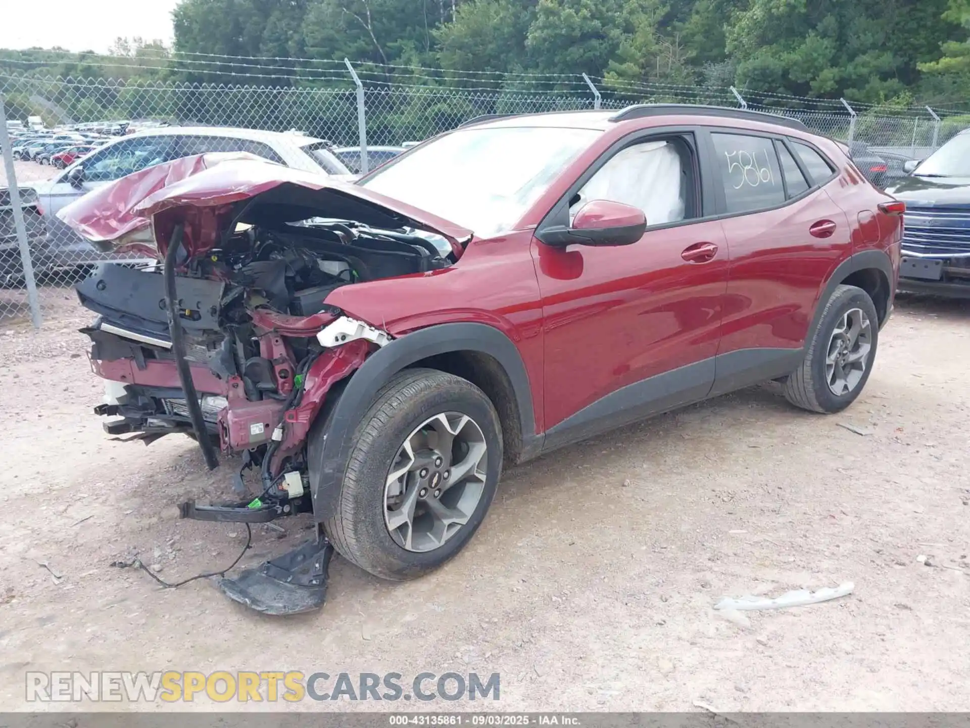 2 Photograph of a damaged car KL77LHEP6SC057943 CHEVROLET TRAX 2025
