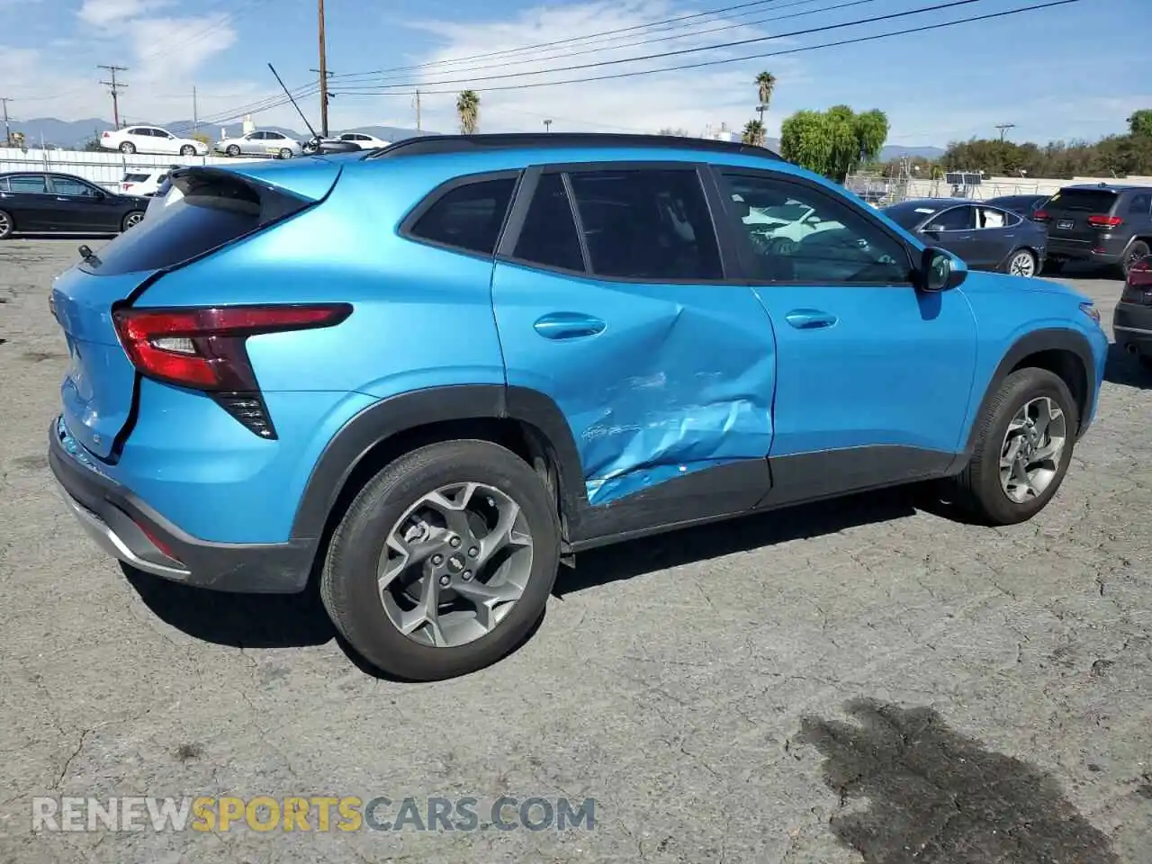 3 Photograph of a damaged car KL77LHEP6SC060504 CHEVROLET TRAX 2025