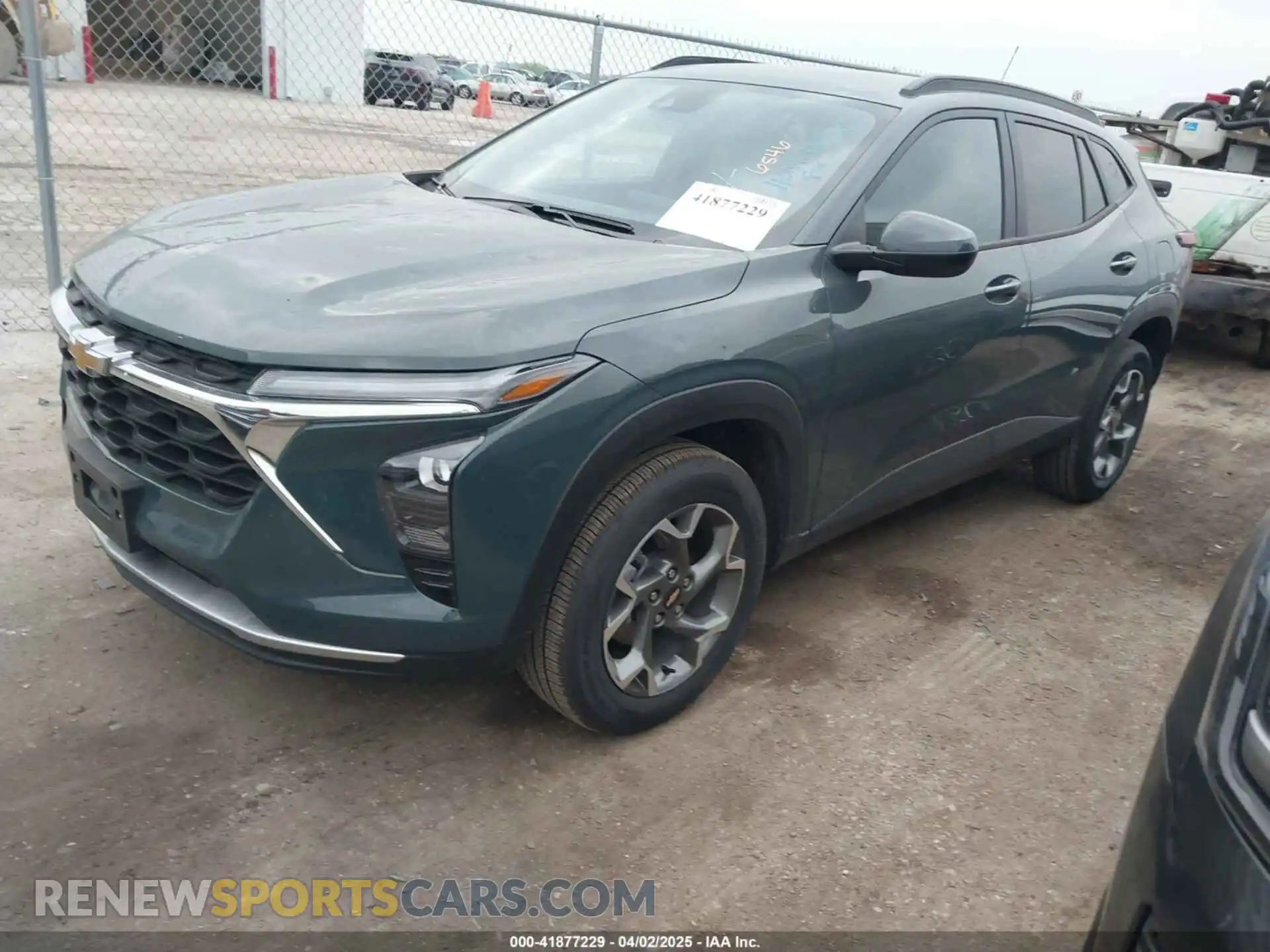 2 Photograph of a damaged car KL77LHEP6SC169609 CHEVROLET TRAX 2025