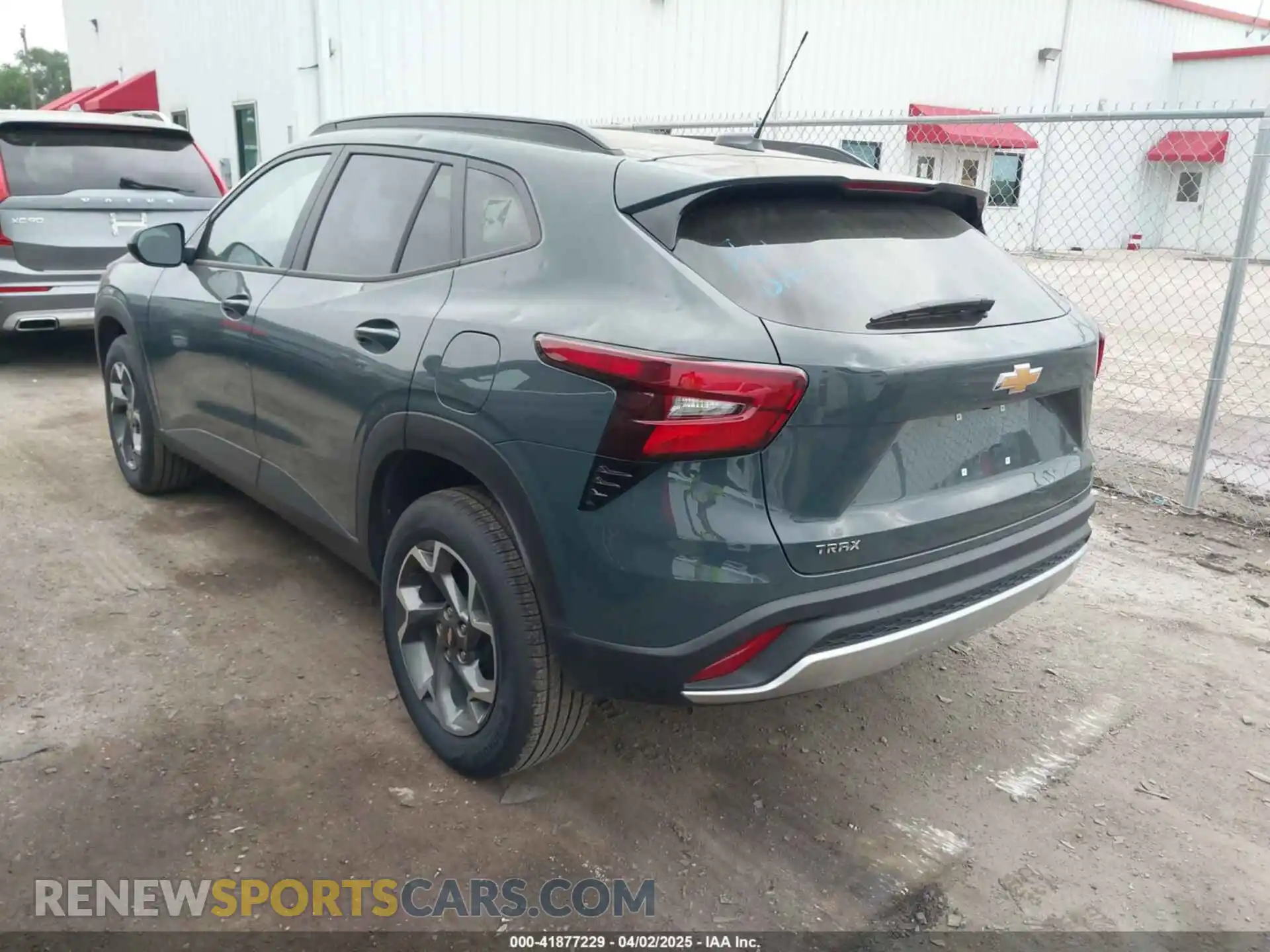 3 Photograph of a damaged car KL77LHEP6SC169609 CHEVROLET TRAX 2025