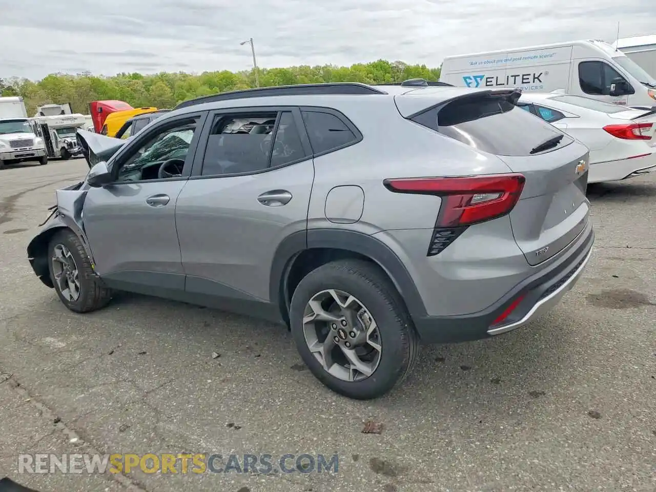 2 Photograph of a damaged car KL77LHEP6SC180951 CHEVROLET TRAX 2025
