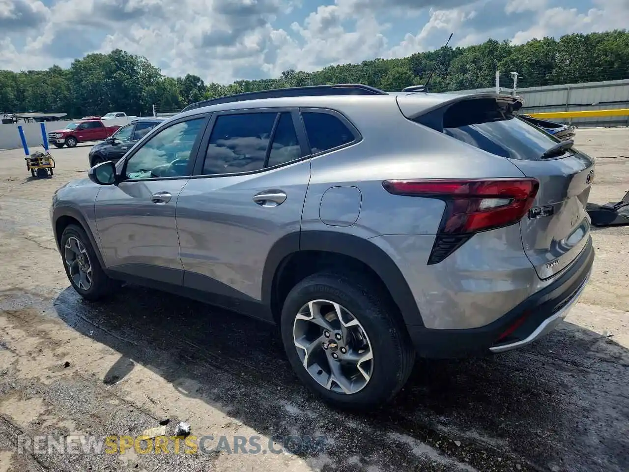 2 Photograph of a damaged car KL77LHEP6SC207064 CHEVROLET TRAX 2025