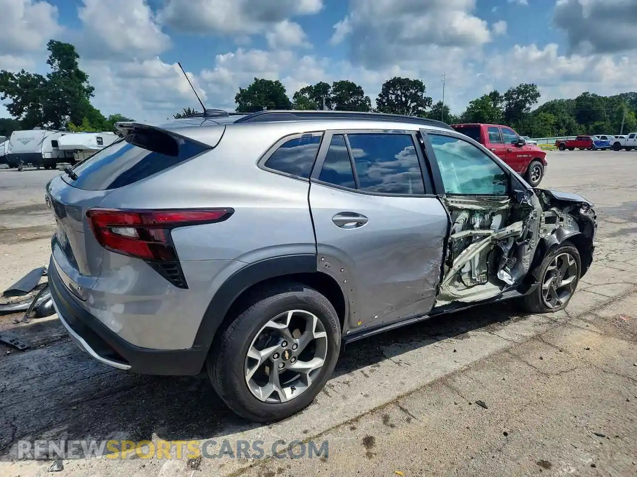3 Photograph of a damaged car KL77LHEP6SC207064 CHEVROLET TRAX 2025