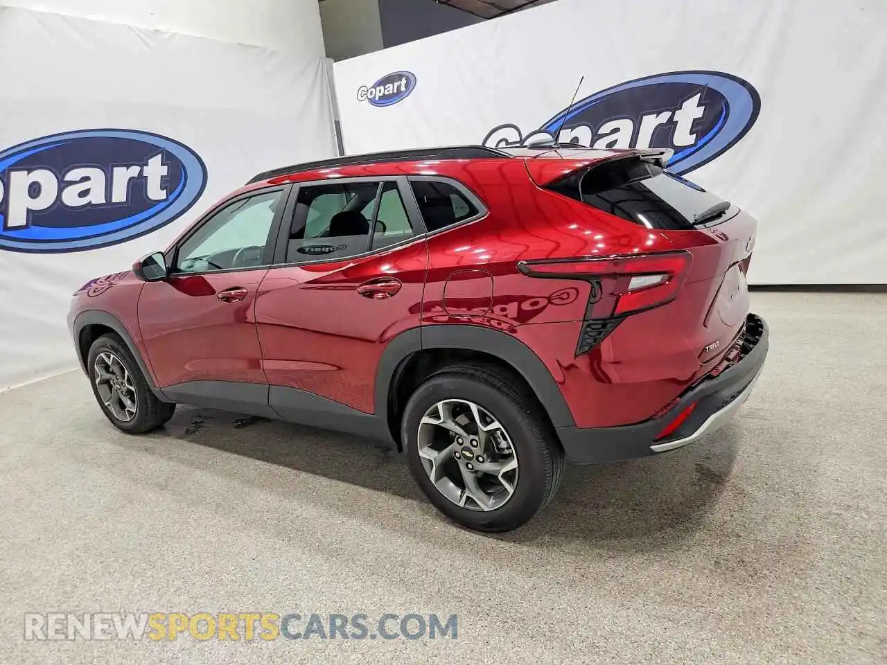 2 fotografías del automóvil dañado KL77LHEP6SC244048 CHEVROLET TRAX 2025