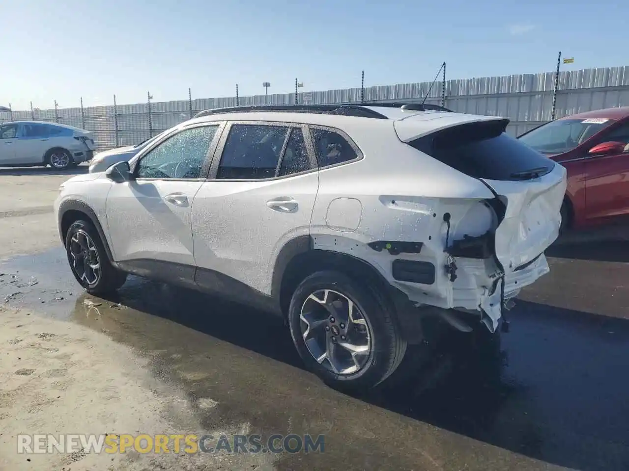 2 Photograph of a damaged car KL77LHEP6SC267314 CHEVROLET TRAX 2025