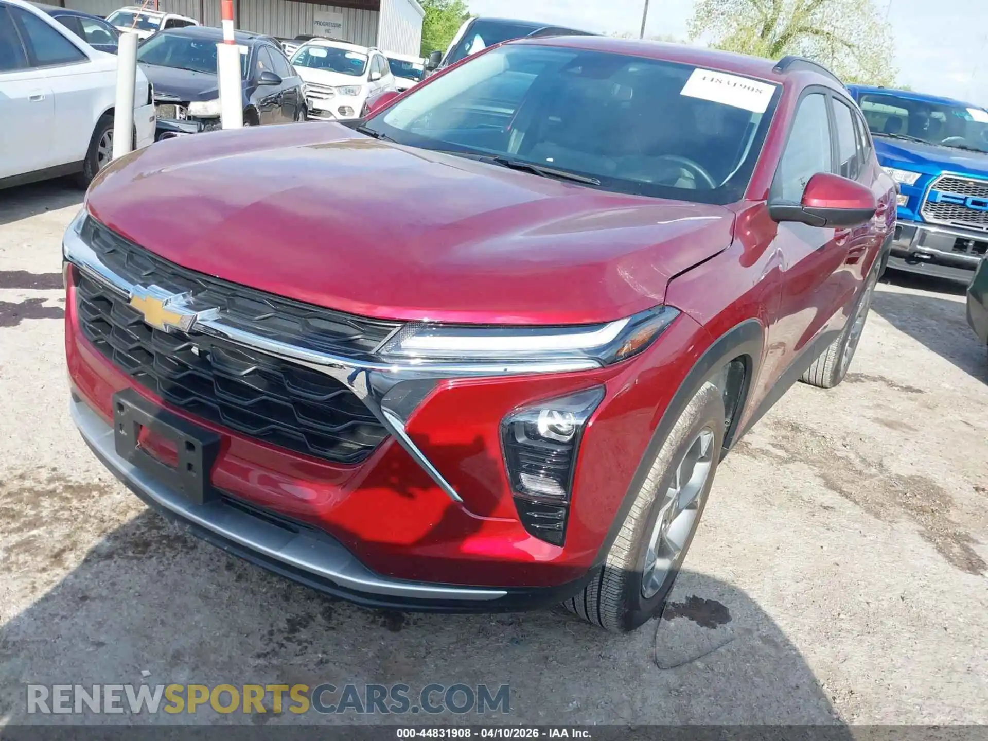 2 Photograph of a damaged car KL77LHEP6SC297557 CHEVROLET TRAX 2025