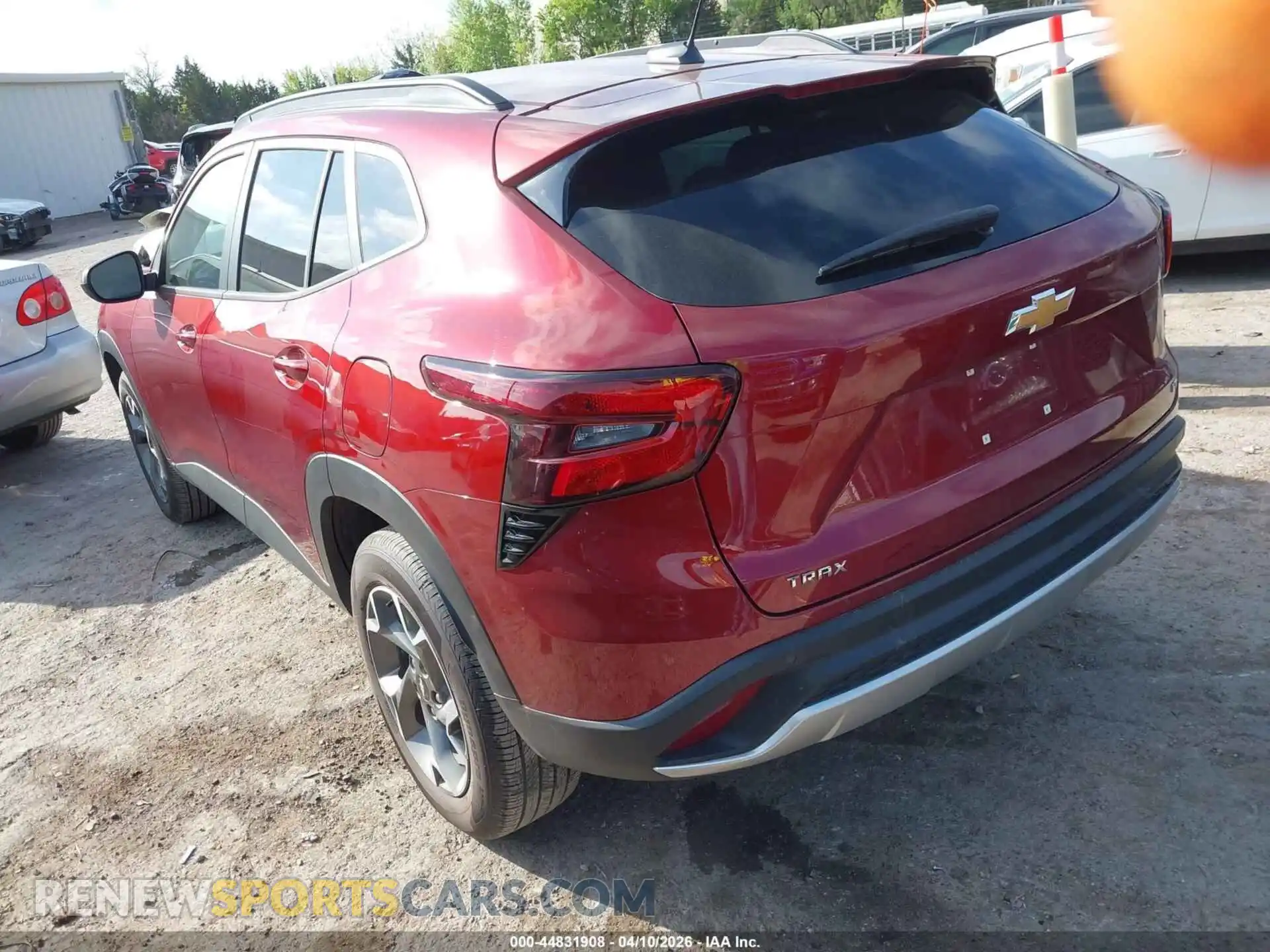 3 Photograph of a damaged car KL77LHEP6SC297557 CHEVROLET TRAX 2025