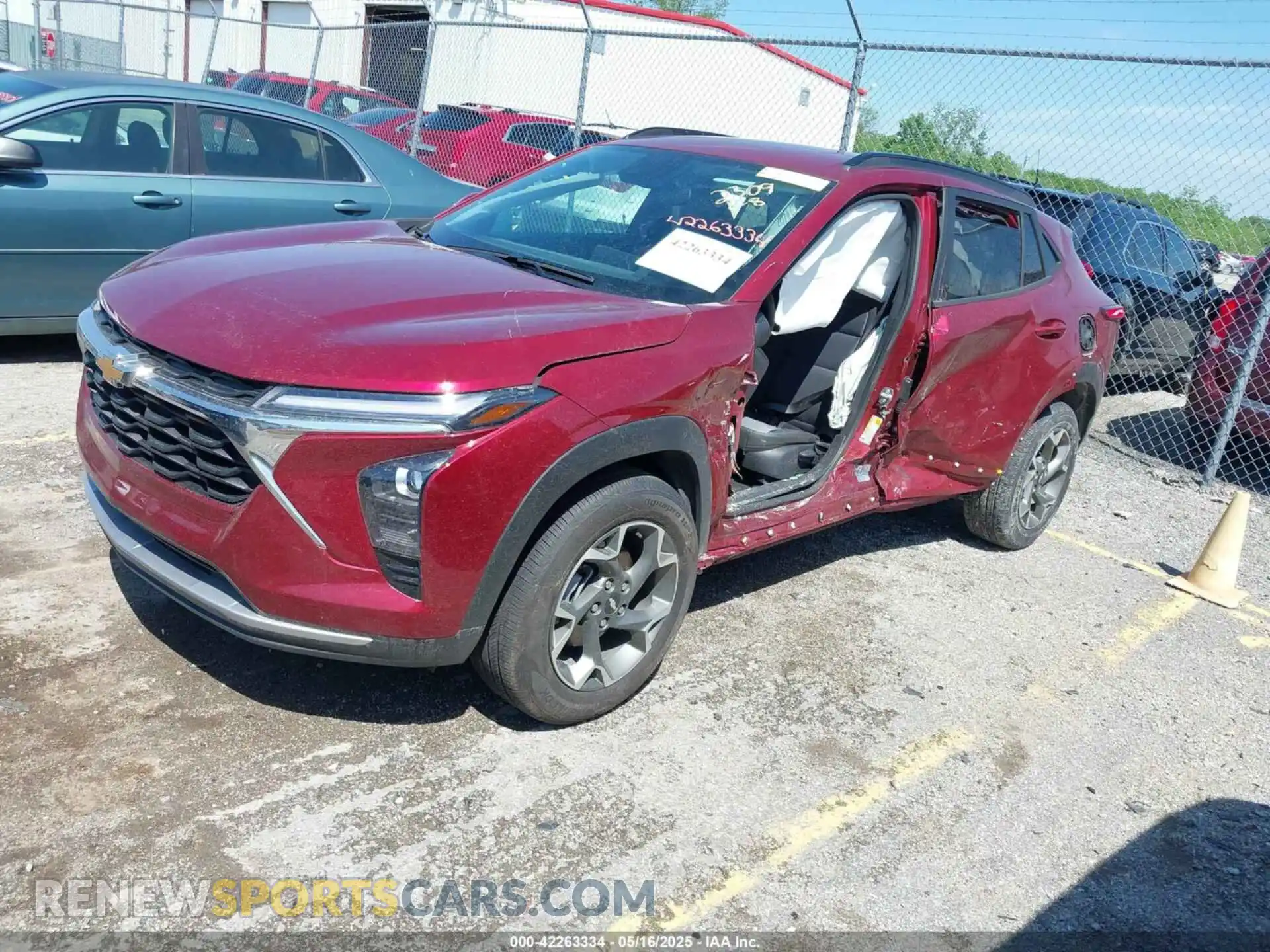 2 Photograph of a damaged car KL77LHEP7SC062309 CHEVROLET TRAX 2025