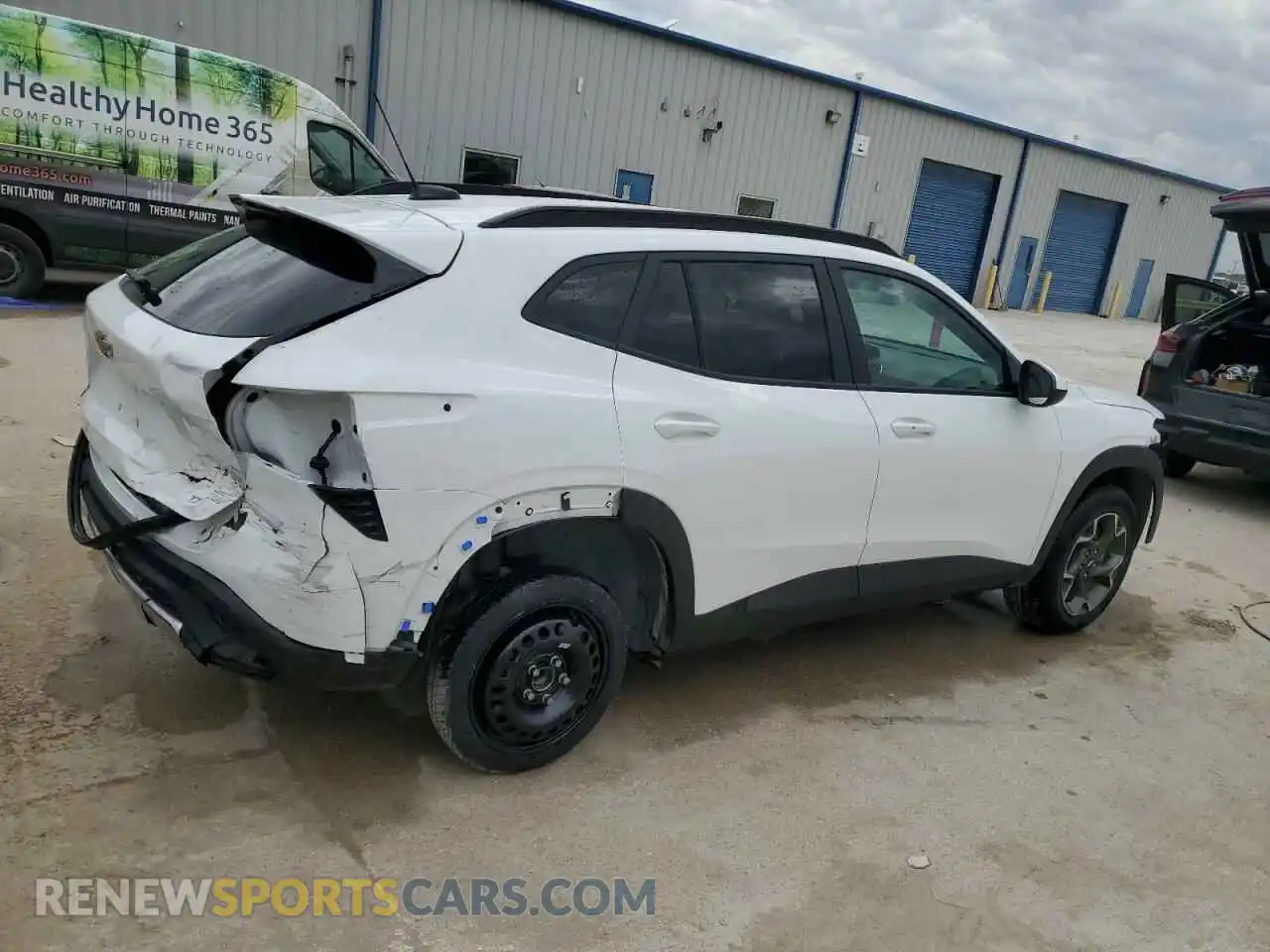 3 Photograph of a damaged car KL77LHEP7SC079014 CHEVROLET TRAX 2025